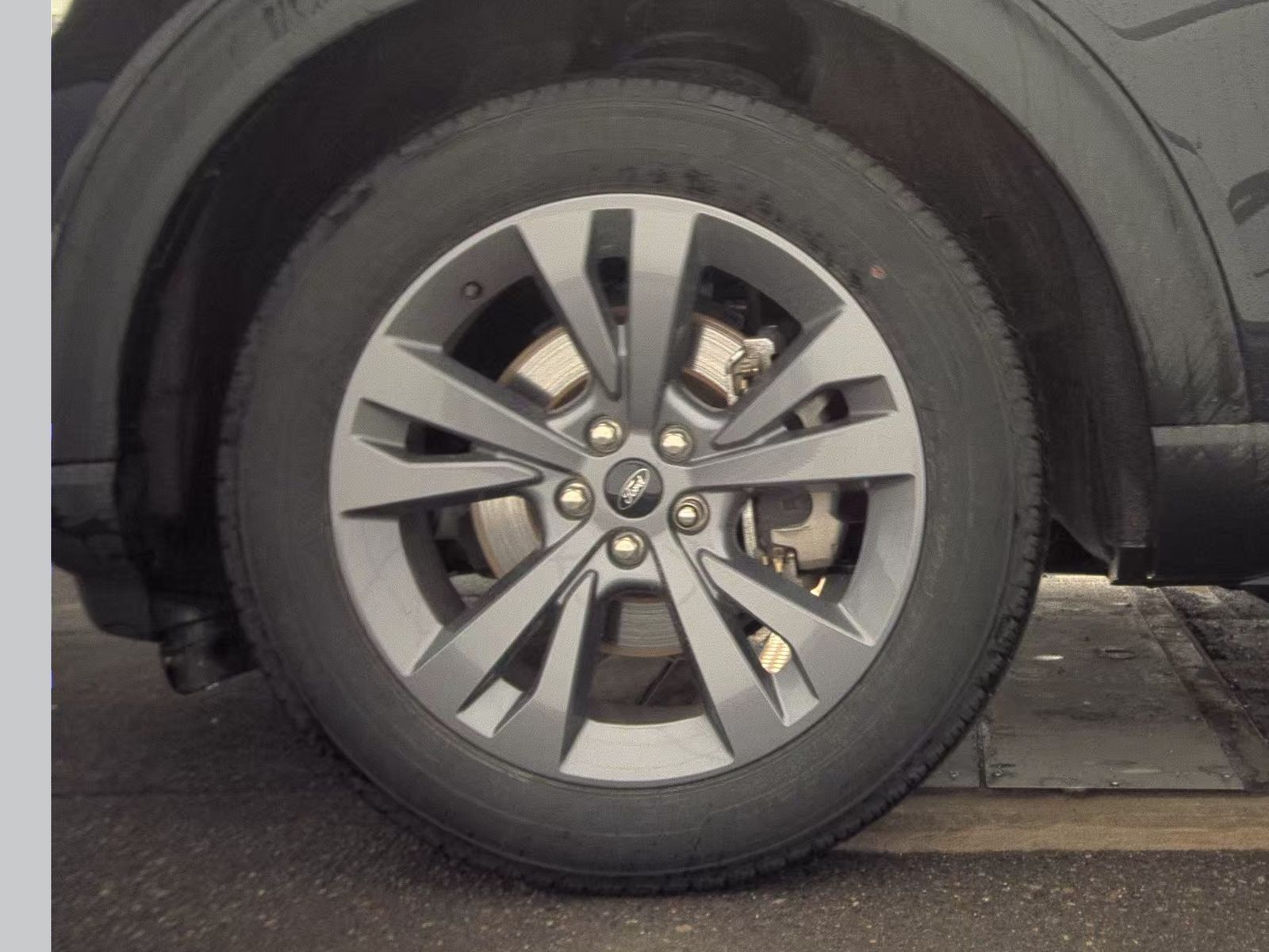 2024 Ford Explorer XLT AWD