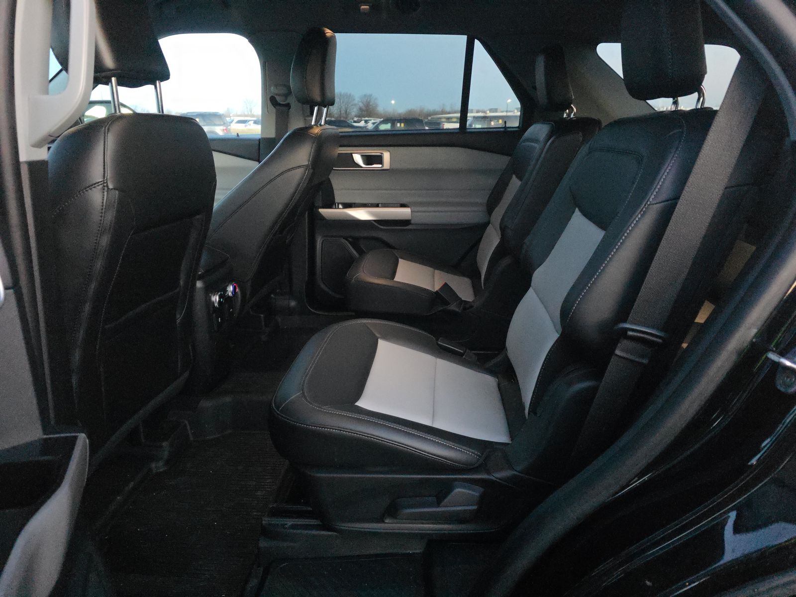 2024 Ford Explorer XLT AWD