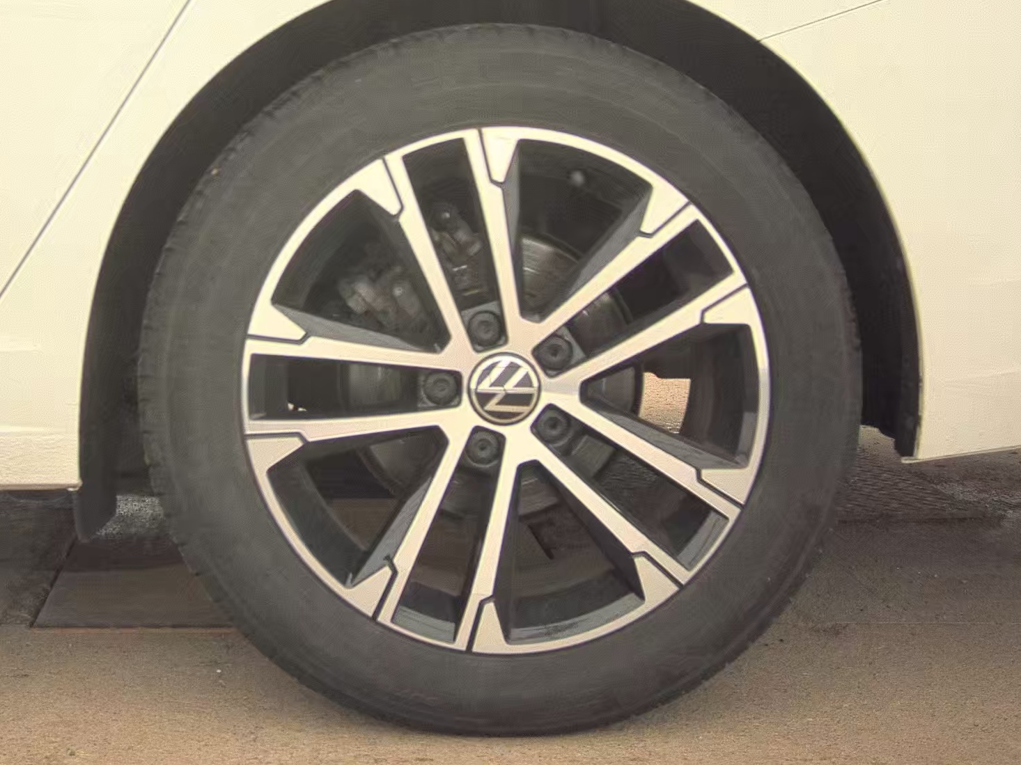 2025 Volkswagen Jetta 1.5T Sport FWD