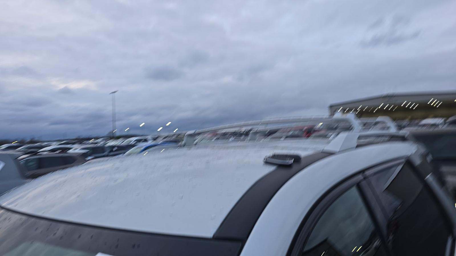 2025 Nissan Pathfinder SL FWD