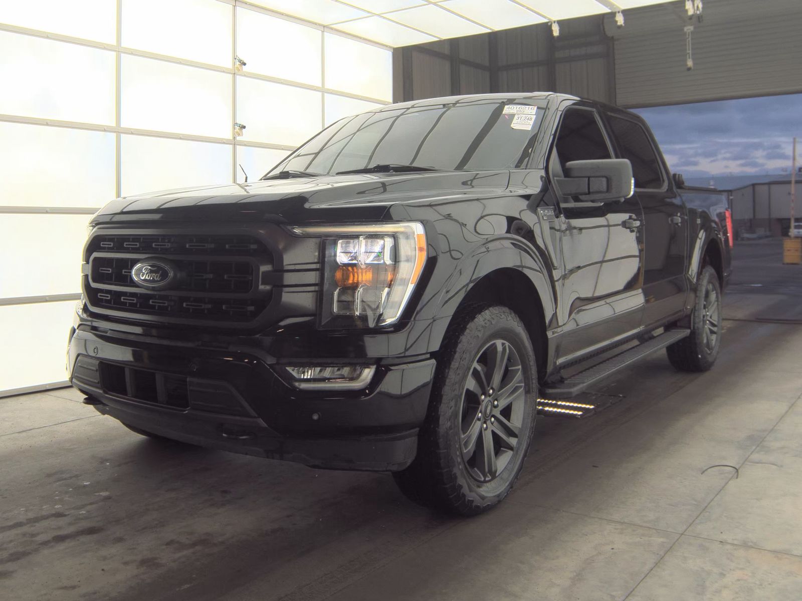 2023 Ford F-150 XLT AWD