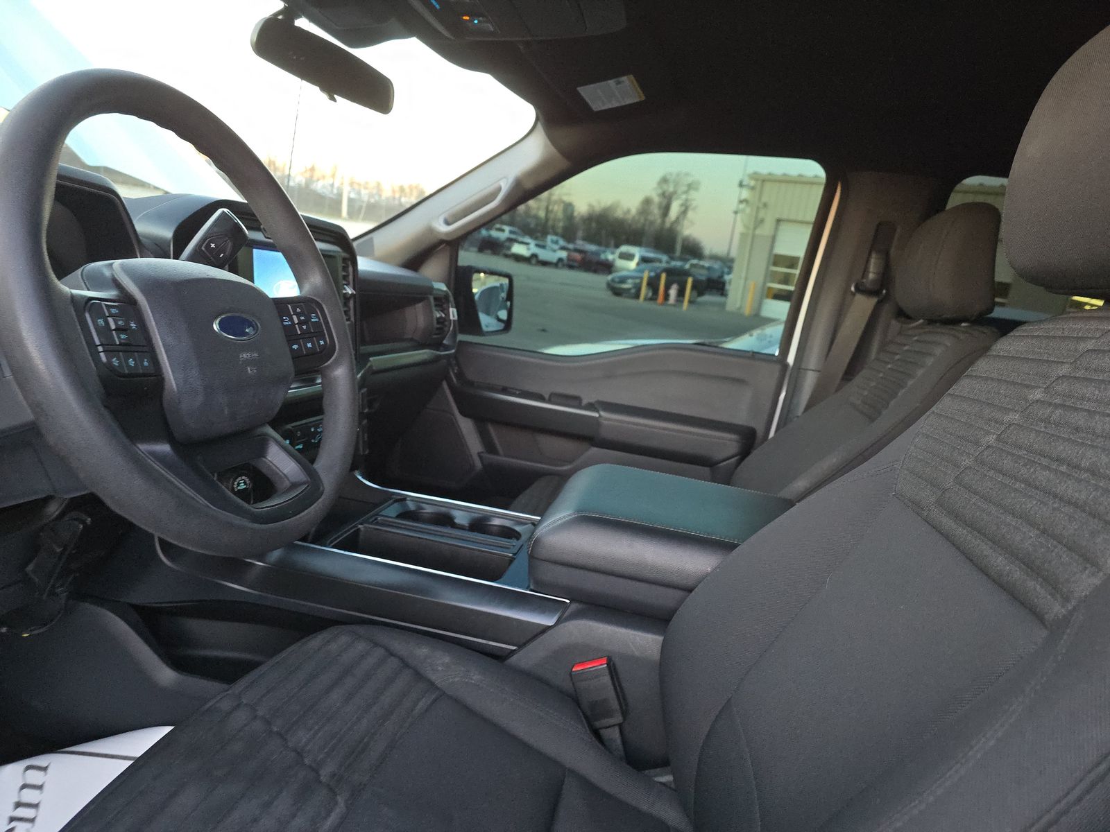 2022 Ford F-150 XL RWD