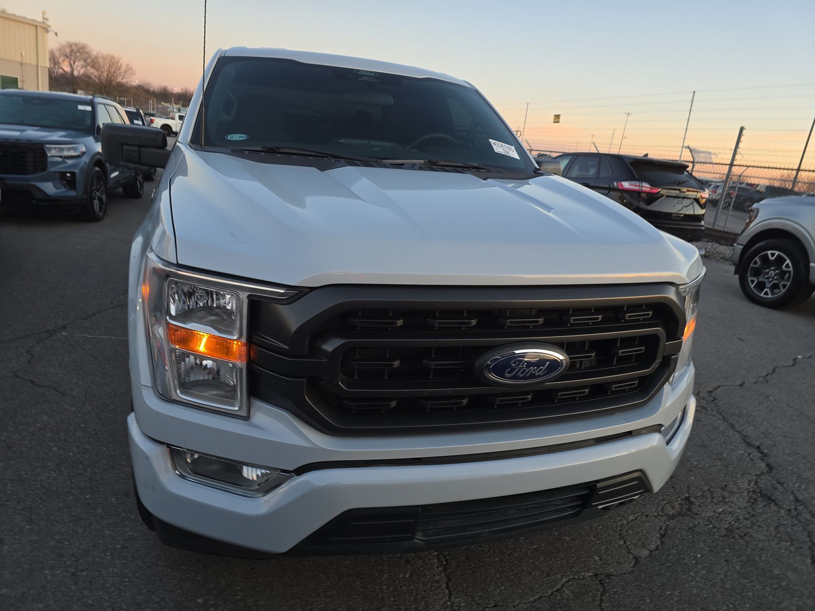 2022 Ford F-150 XL RWD