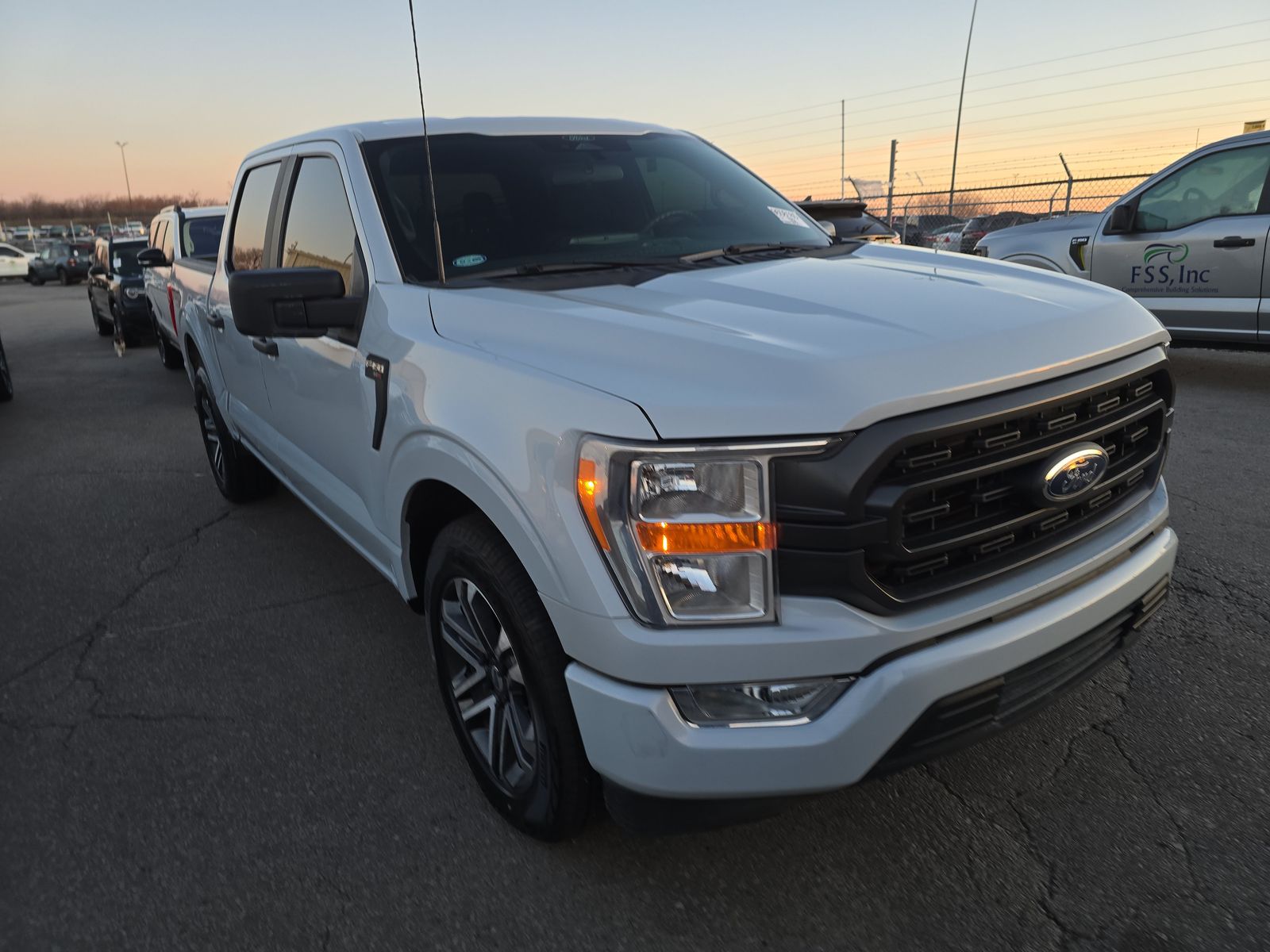 2022 Ford F-150 XL RWD