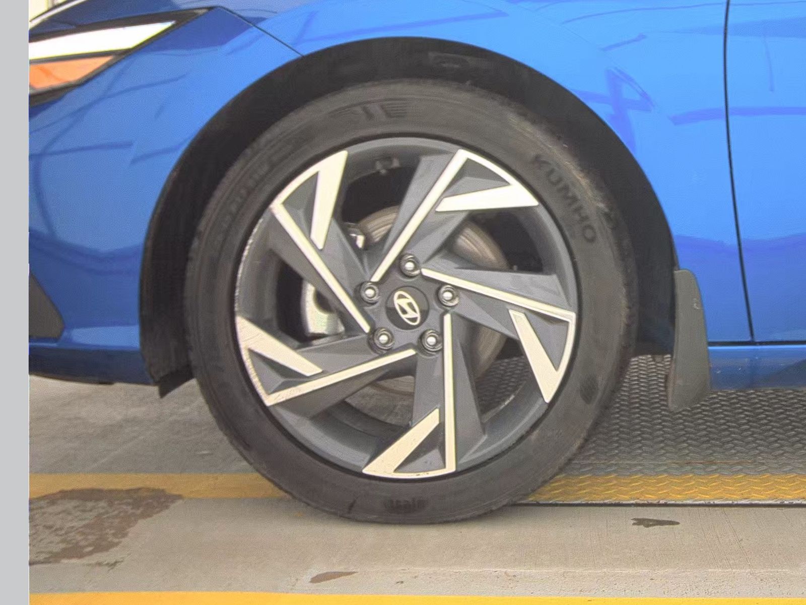 HYUNDAI SEL SPORT - 10