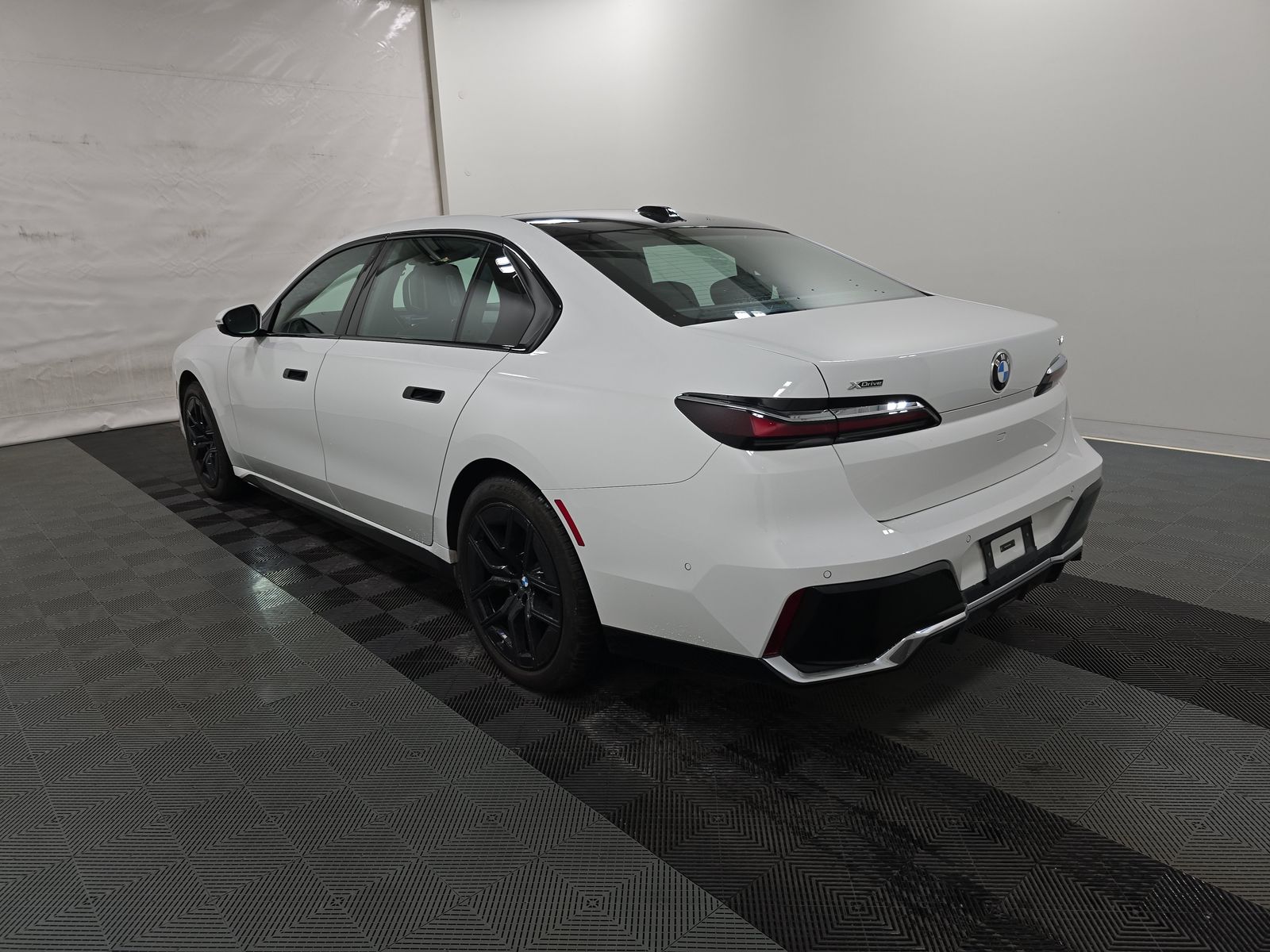 2025 BMW 7 Series 740i xDrive AWD