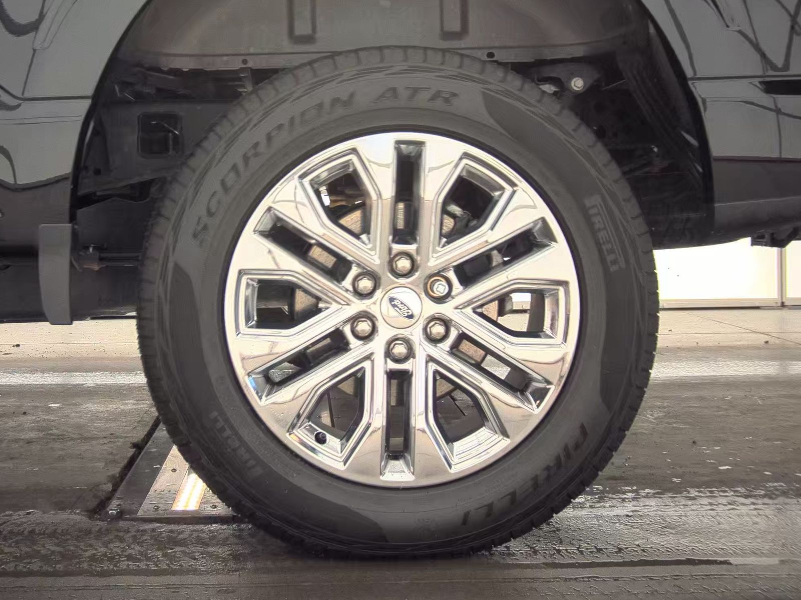 2024 Ford F-150 Hybrid XLT AWD