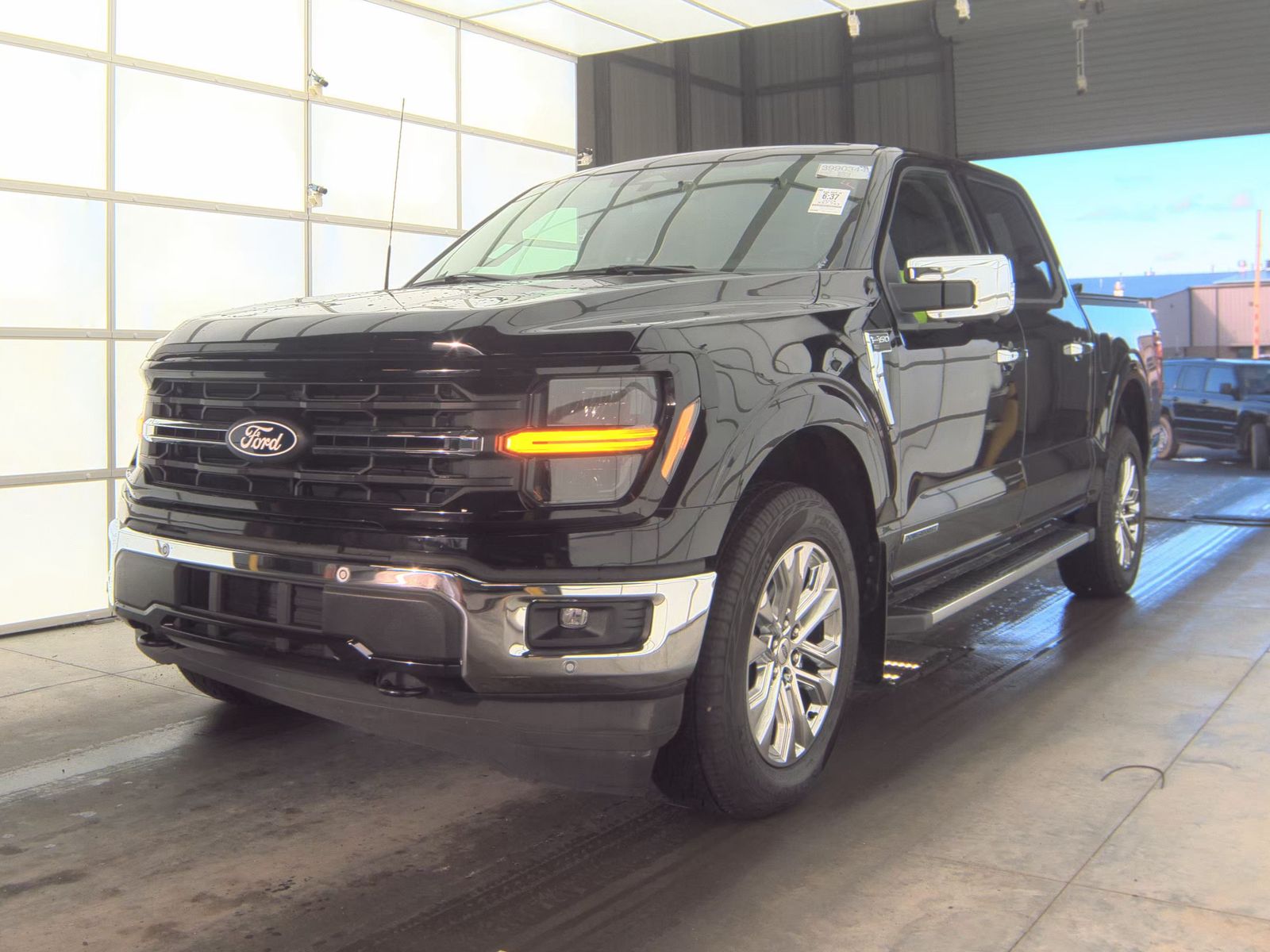 2024 Ford F-150 Hybrid XLT AWD