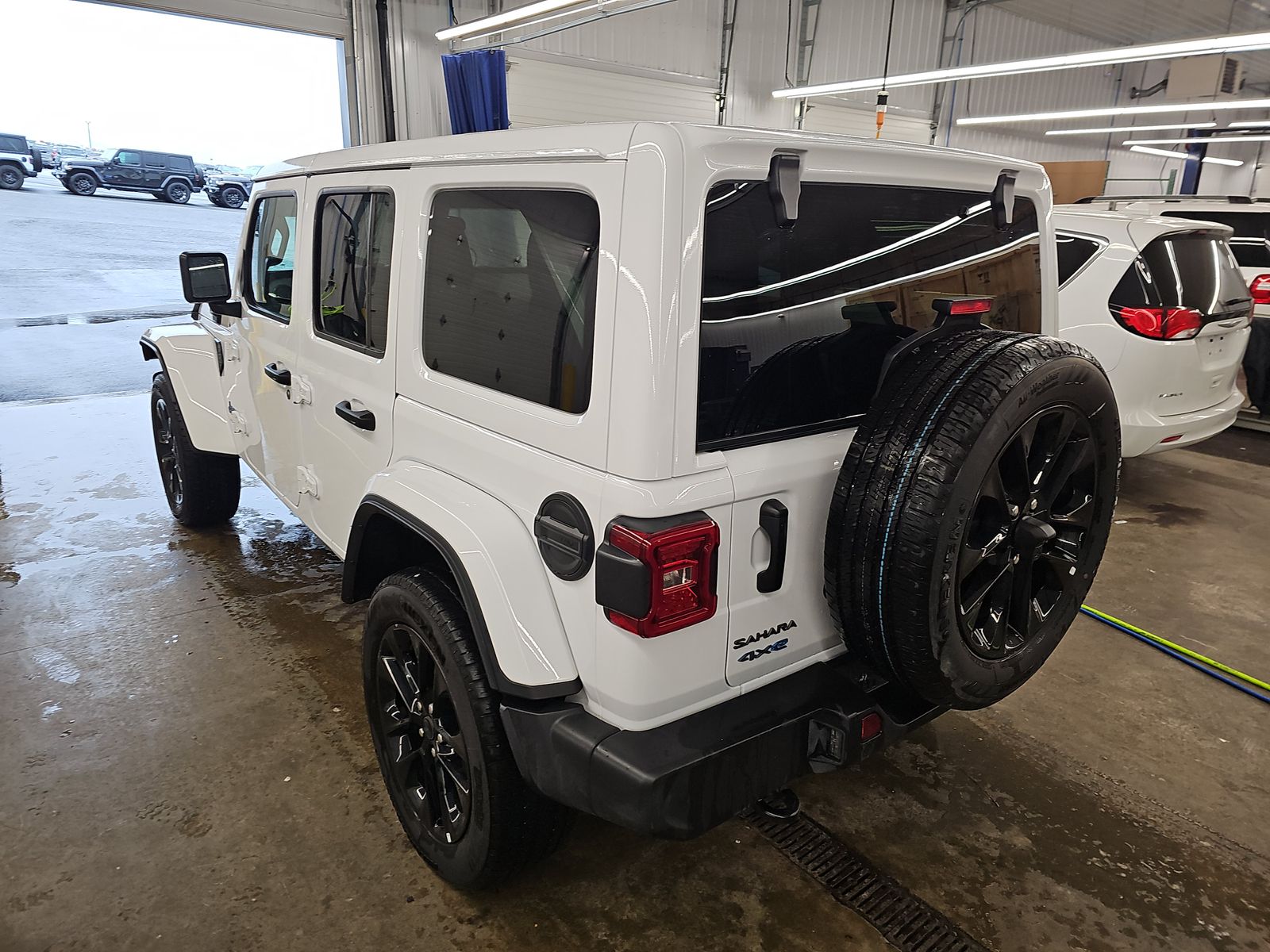 JEEP WRANGLER - 7