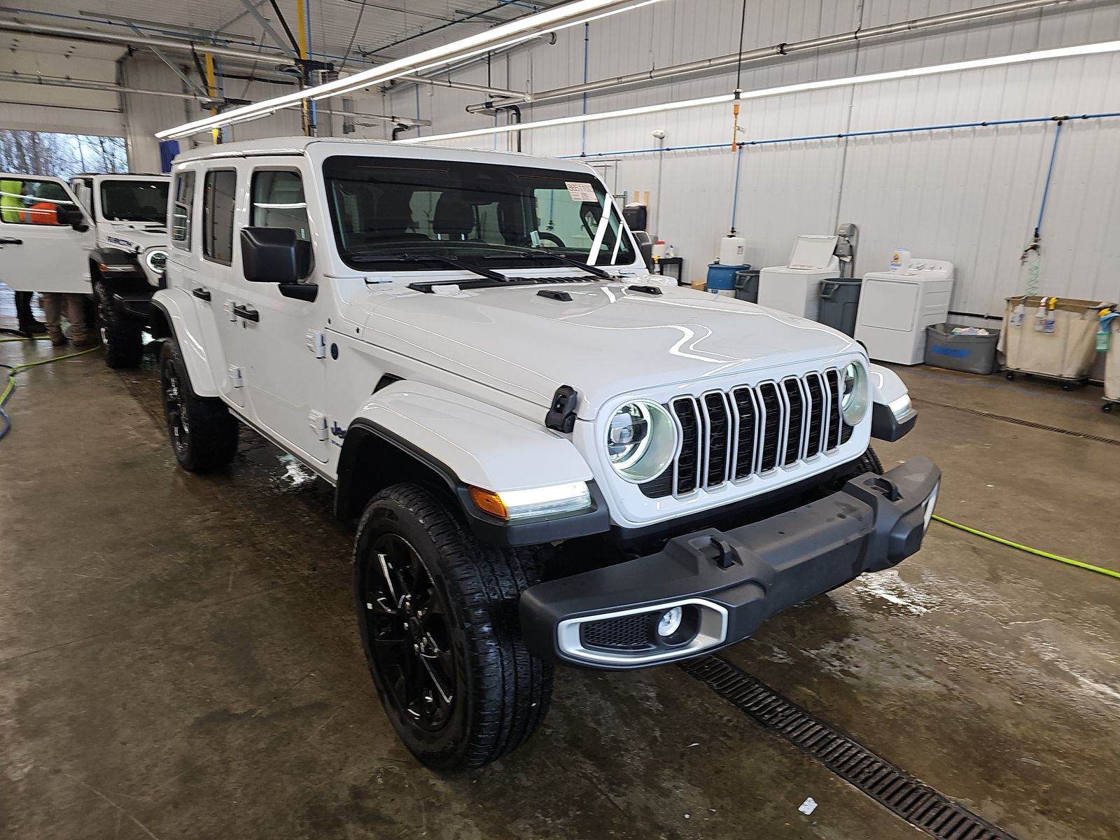 JEEP WRANGLER - 4