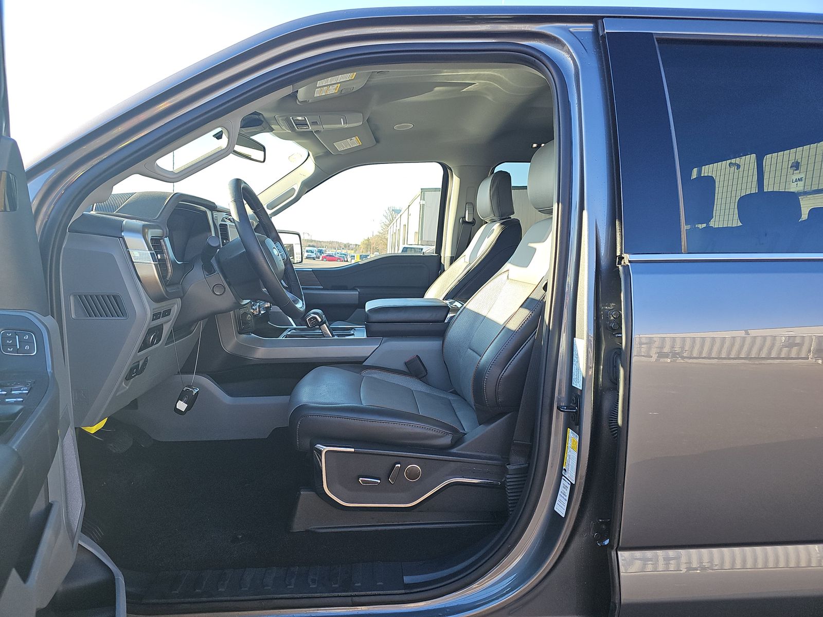 2024 Ford F-150 Hybrid Lariat AWD