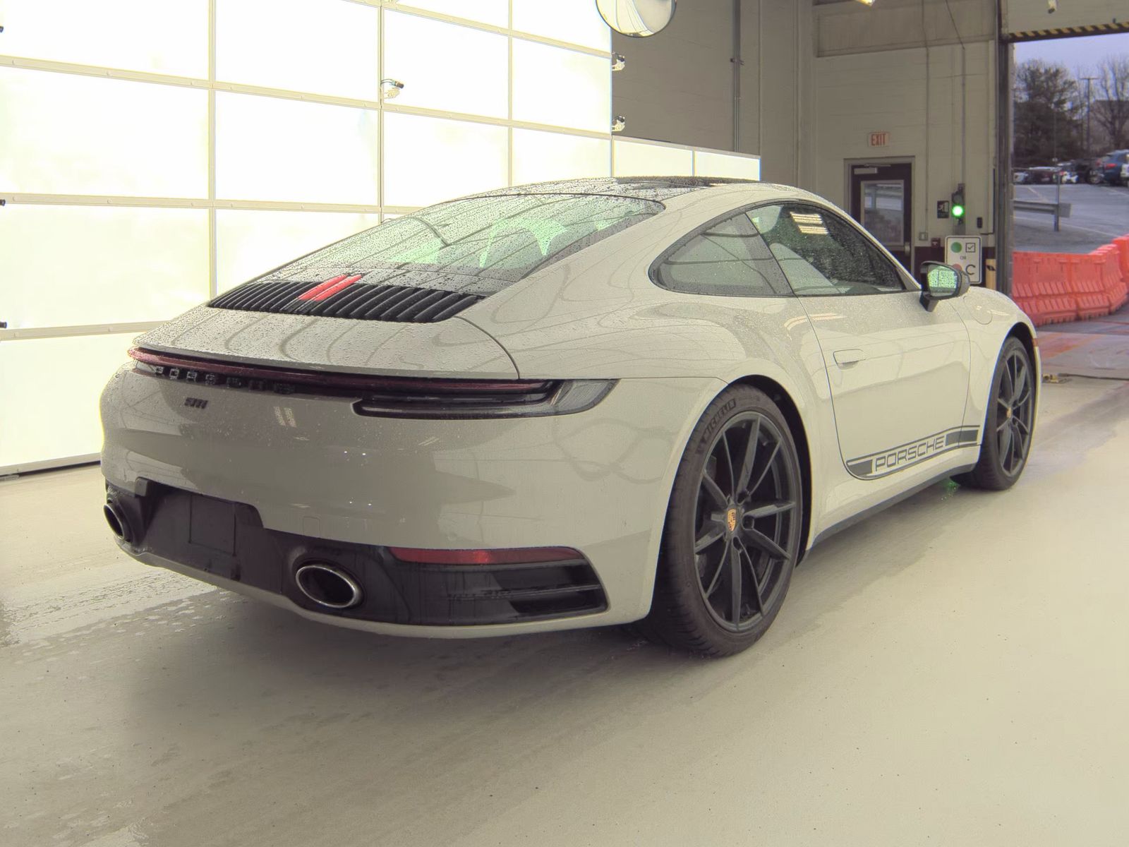 2020 Porsche 911 Carrera RWD