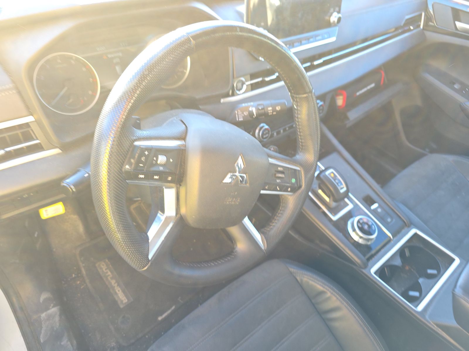 2022 Mitsubishi Outlander SE FWD