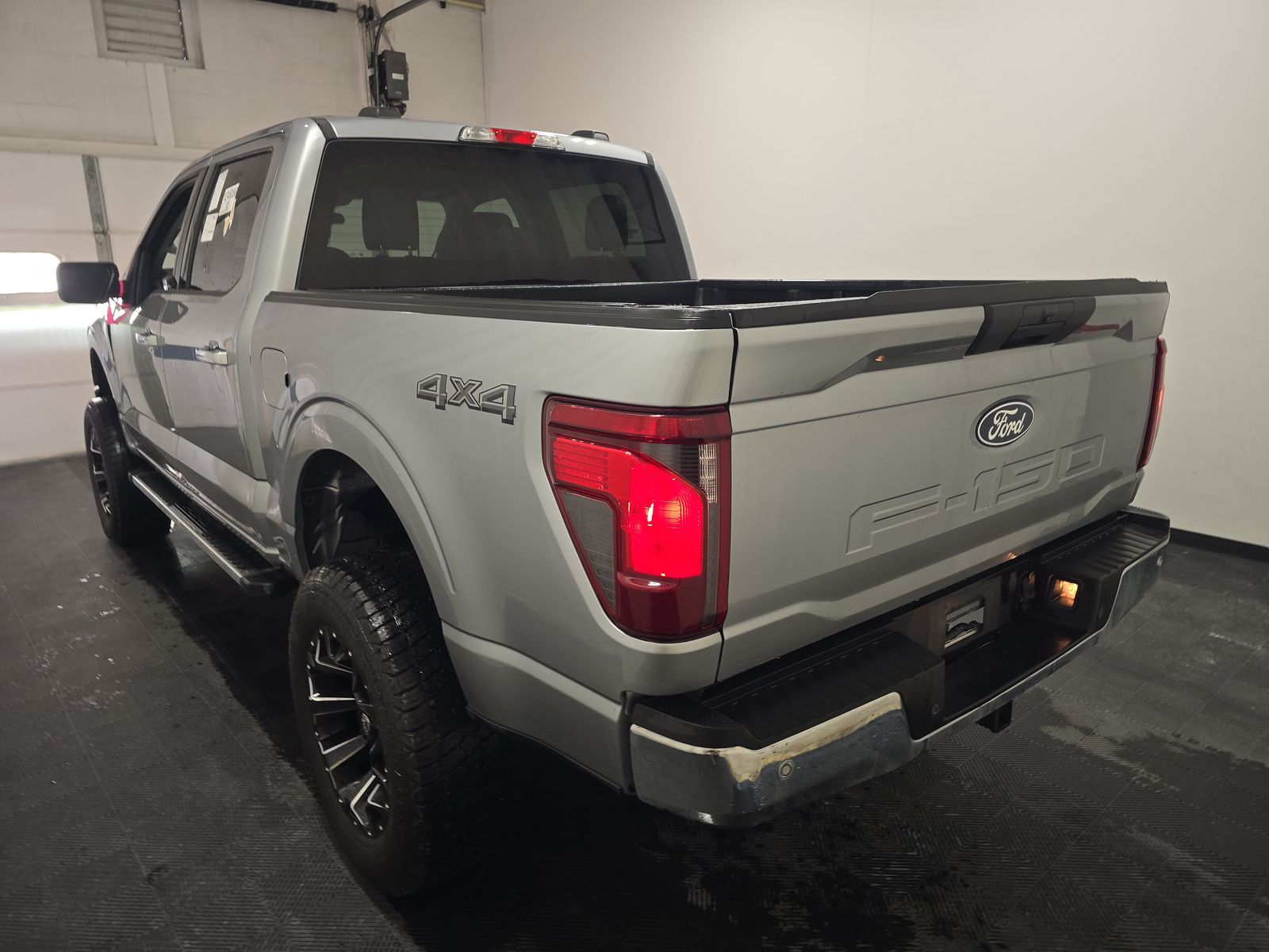 2025 Ford F-150 XLT AWD