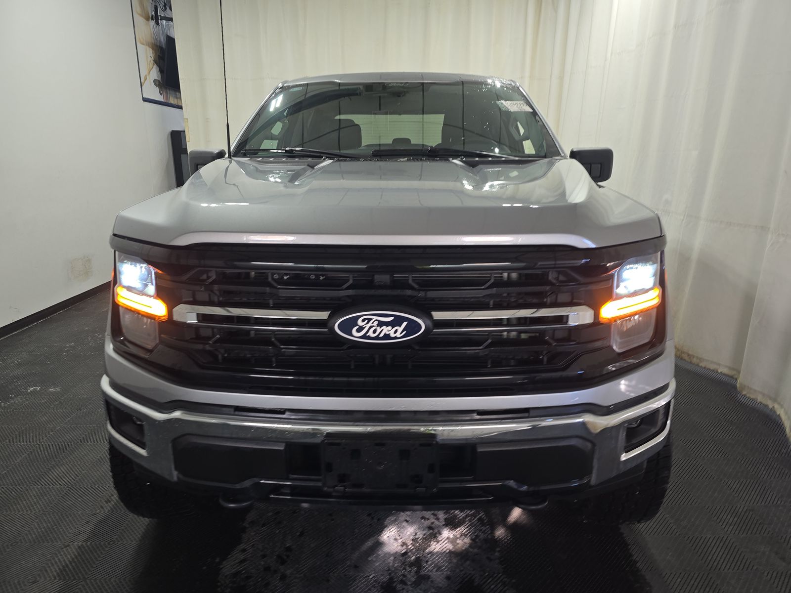 2025 Ford F-150 XLT AWD