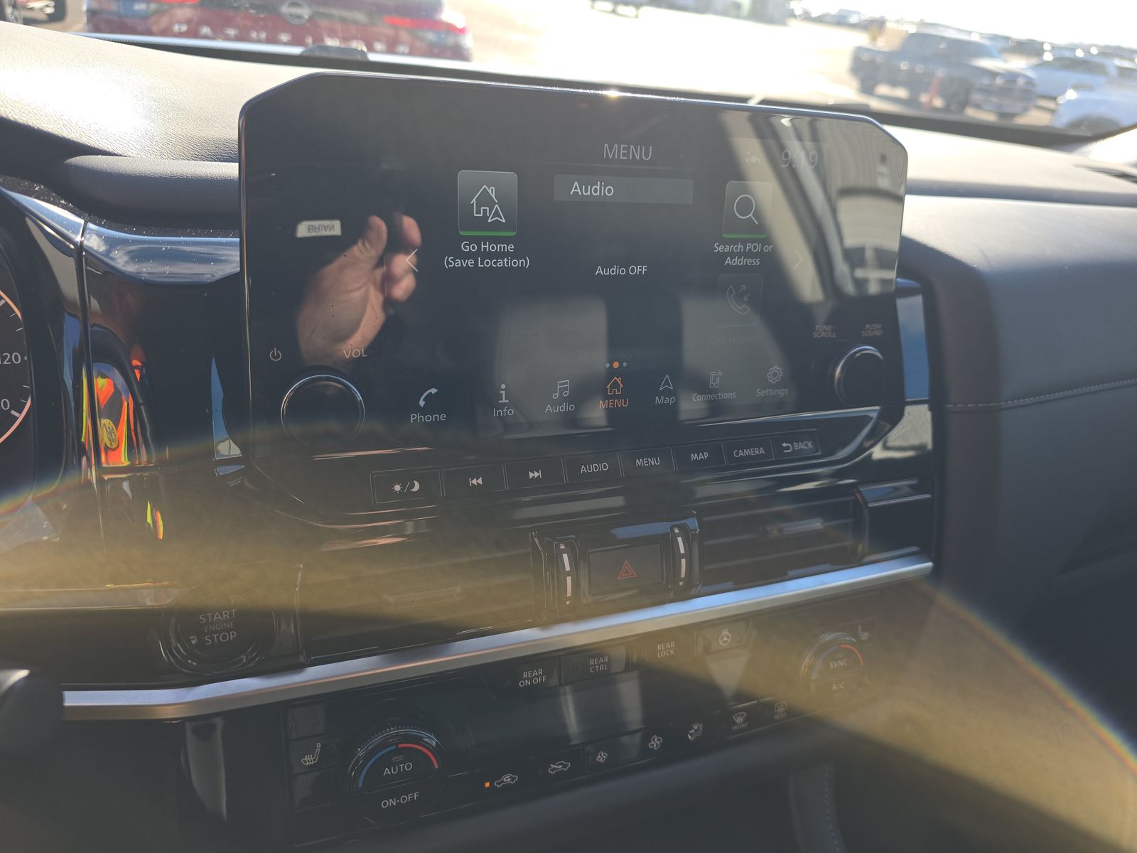 2025 Nissan Pathfinder SL AWD