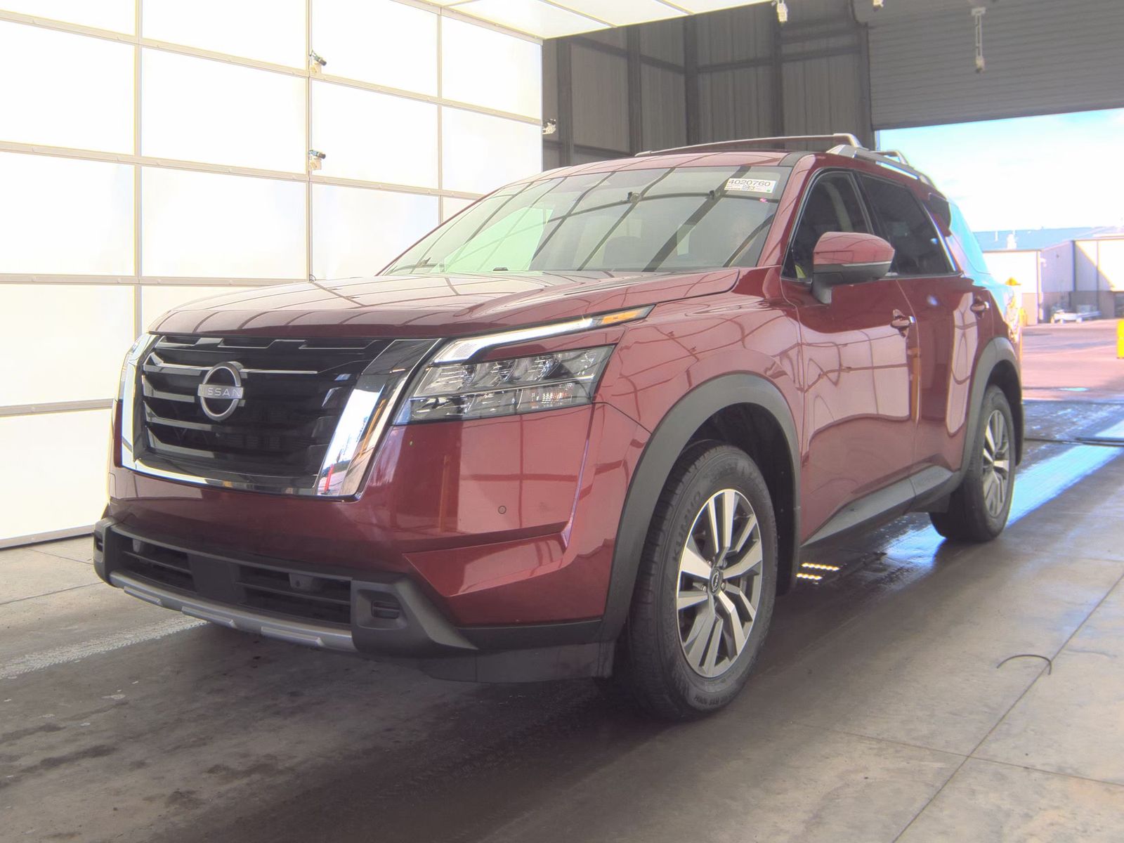 2024 Nissan Pathfinder SL FWD