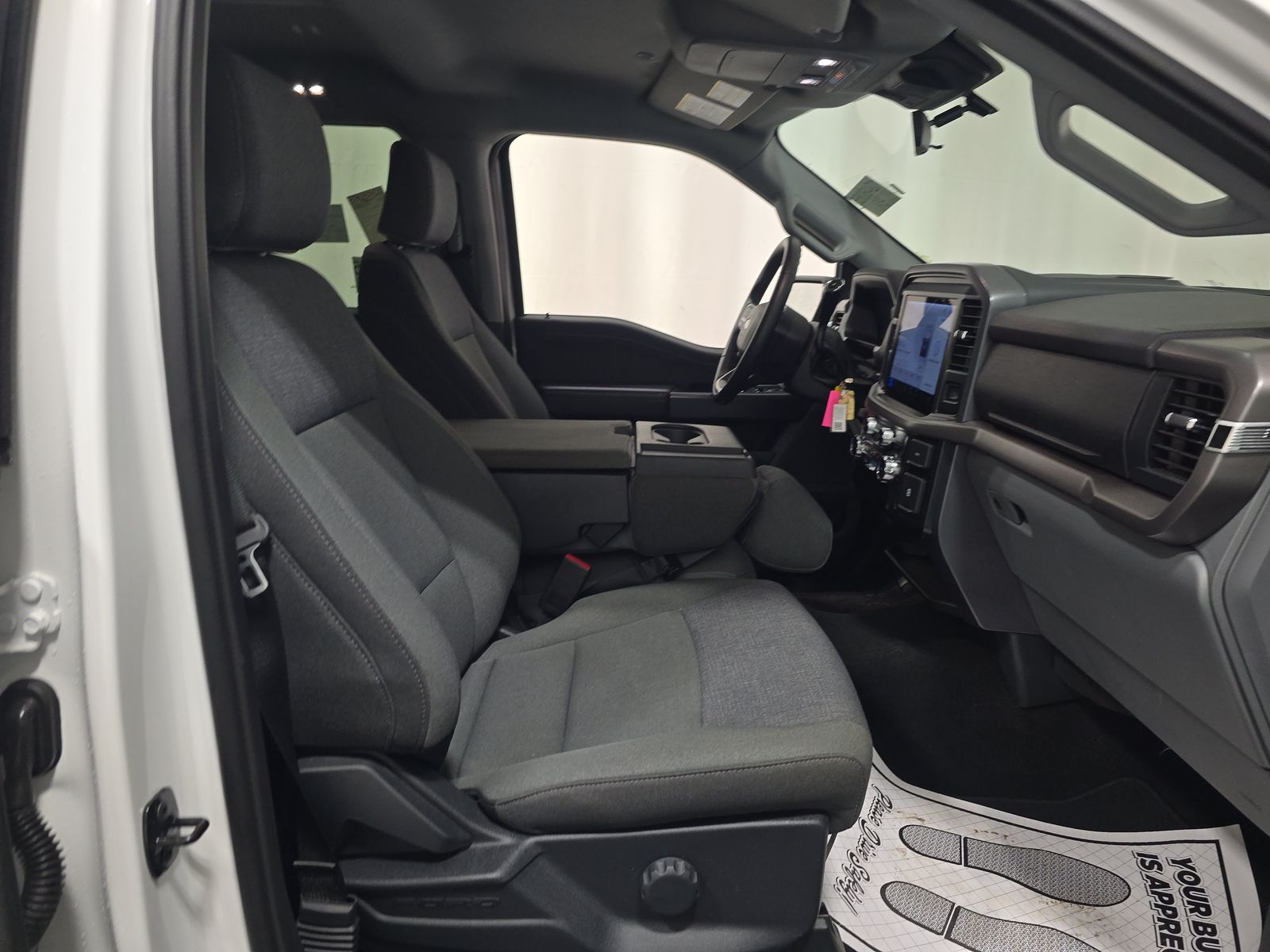 2025 Ford F-150 XLT AWD