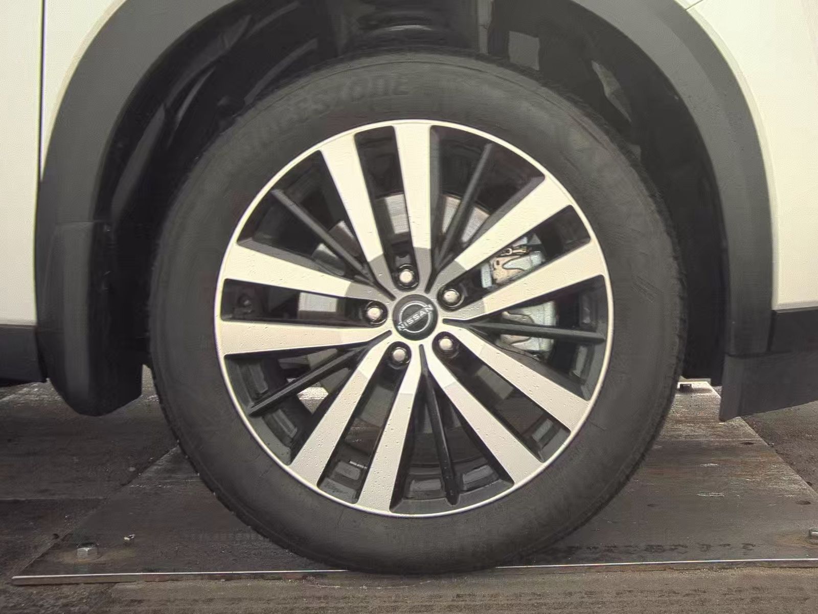 2025 Nissan Pathfinder Platinum AWD