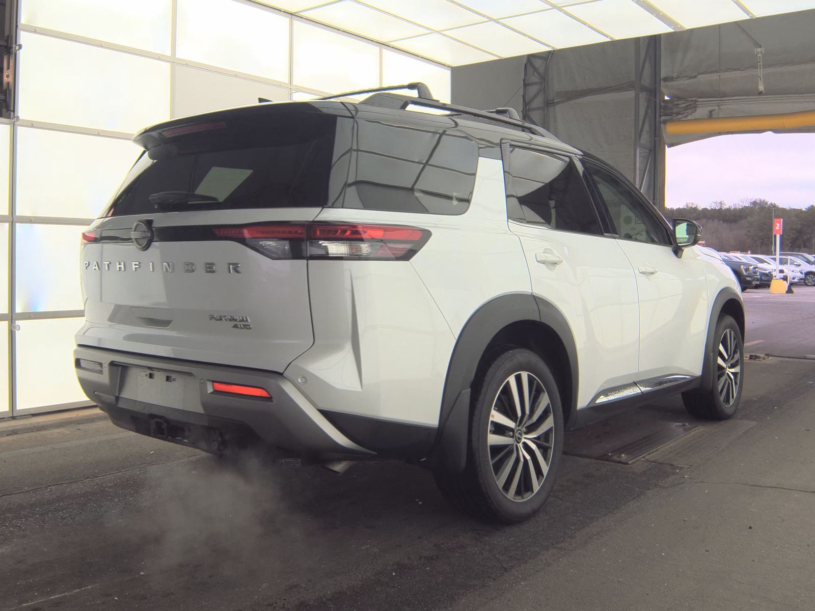 2025 Nissan Pathfinder Platinum AWD