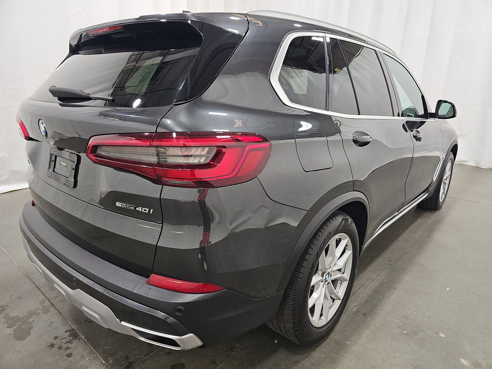 2020 BMW X5 sDrive40i RWD