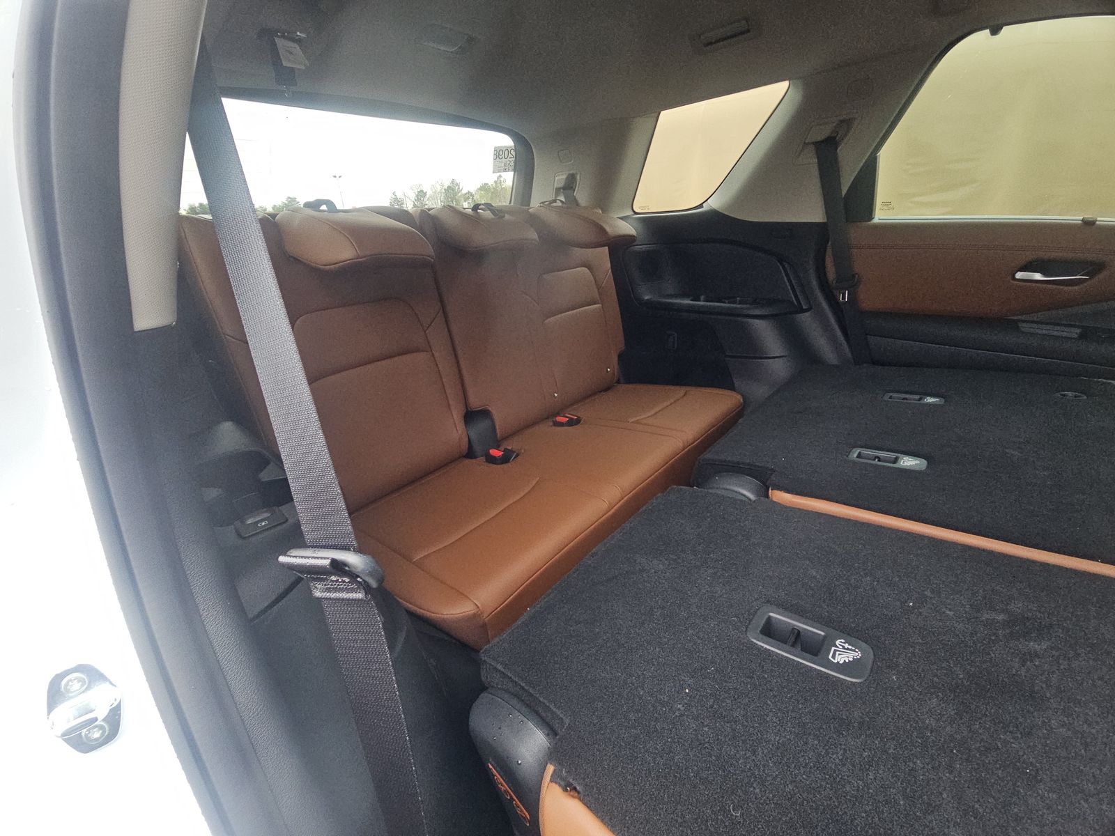 2025 Nissan Pathfinder Platinum AWD