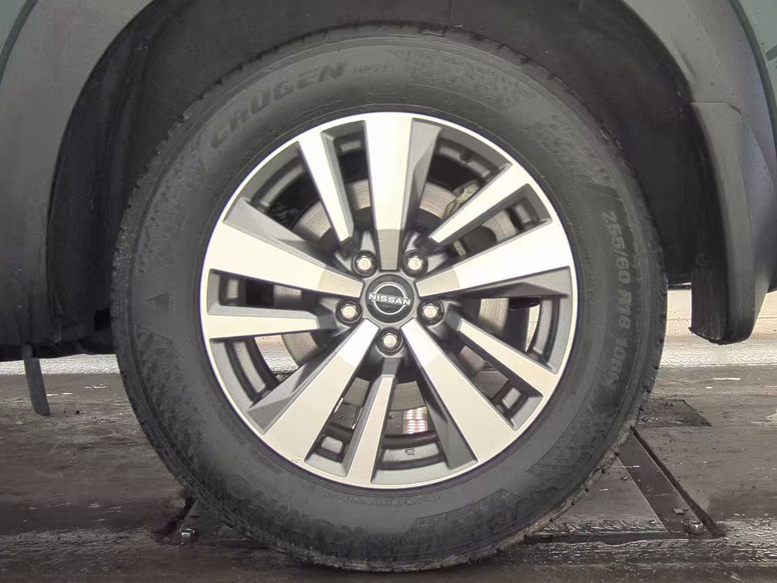 2025 Nissan Pathfinder SL AWD