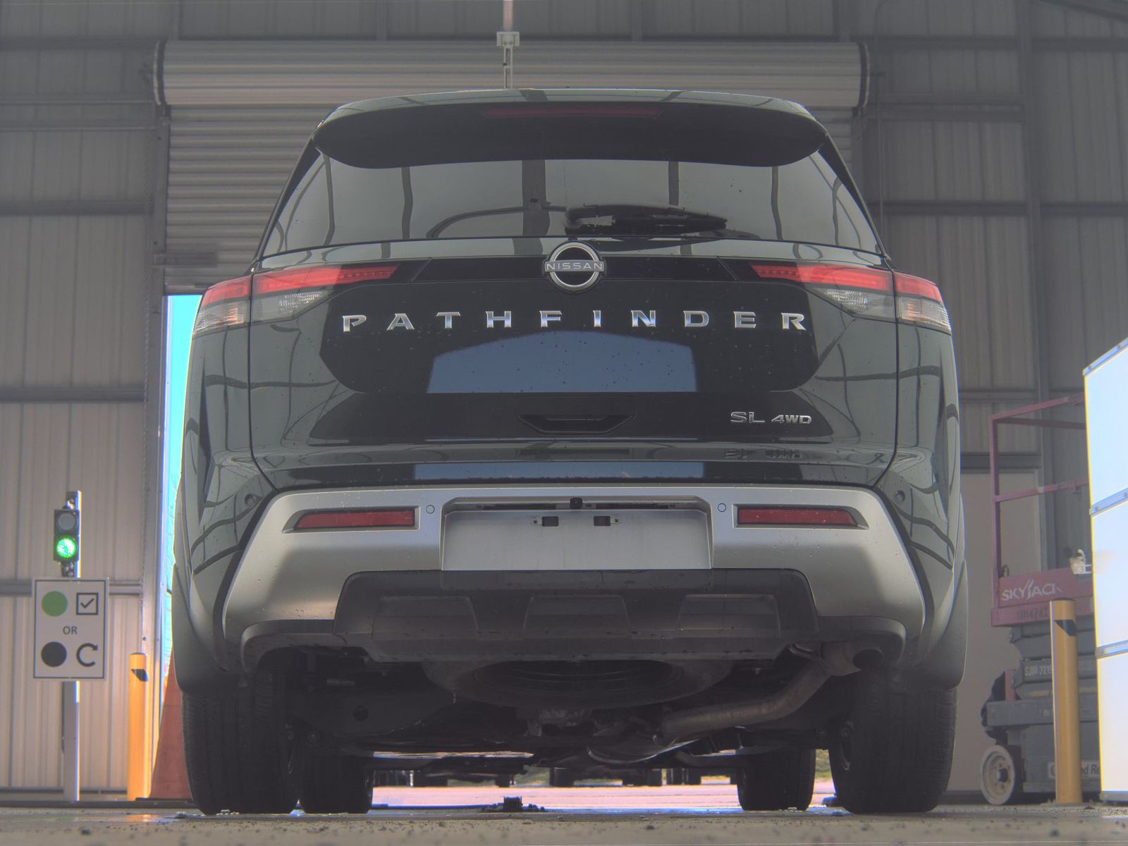 2025 Nissan Pathfinder SL AWD