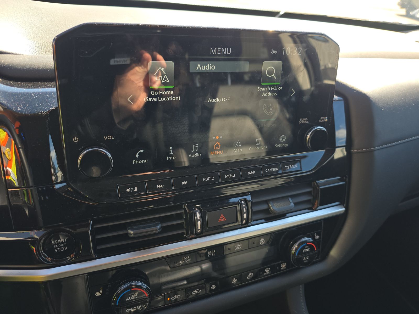 2025 Nissan Pathfinder SL AWD