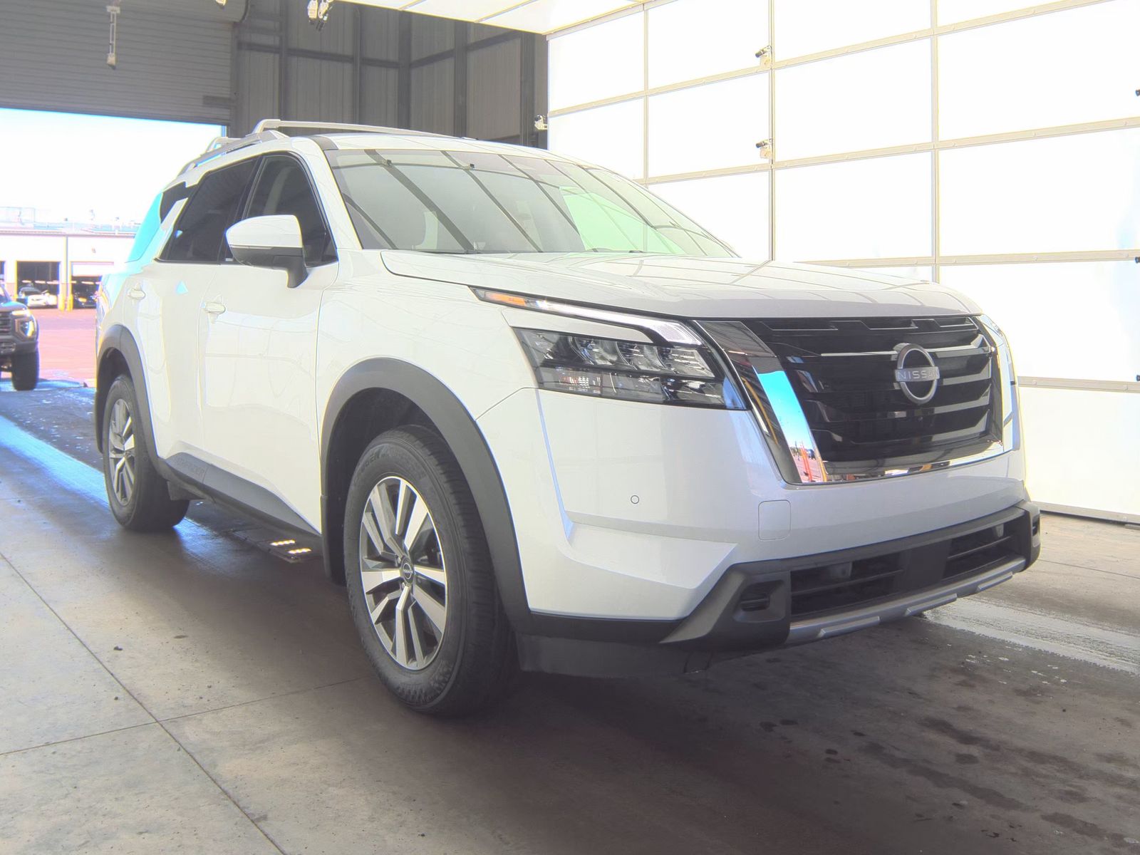 2025 Nissan Pathfinder SL AWD