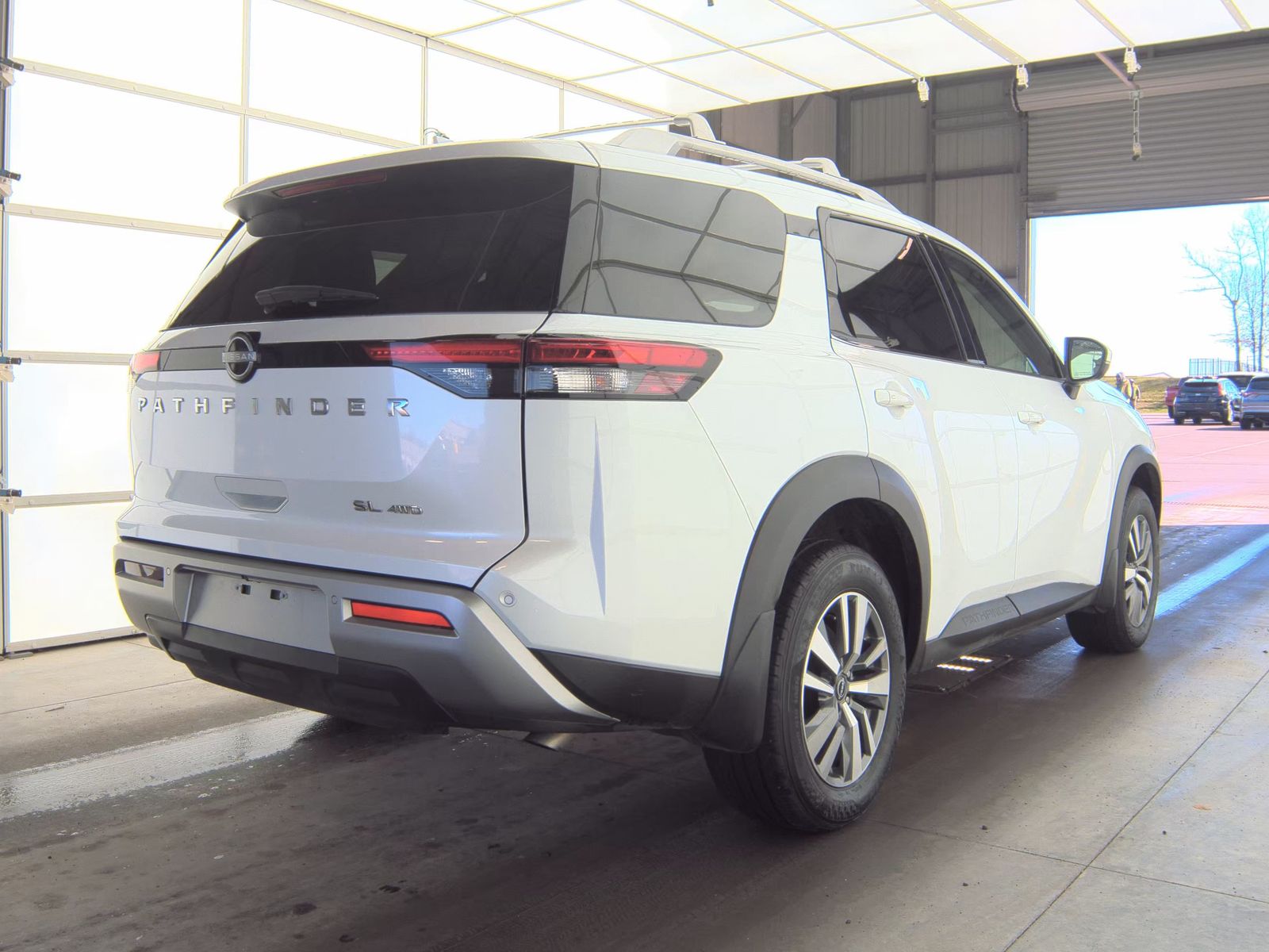 2025 Nissan Pathfinder SL AWD