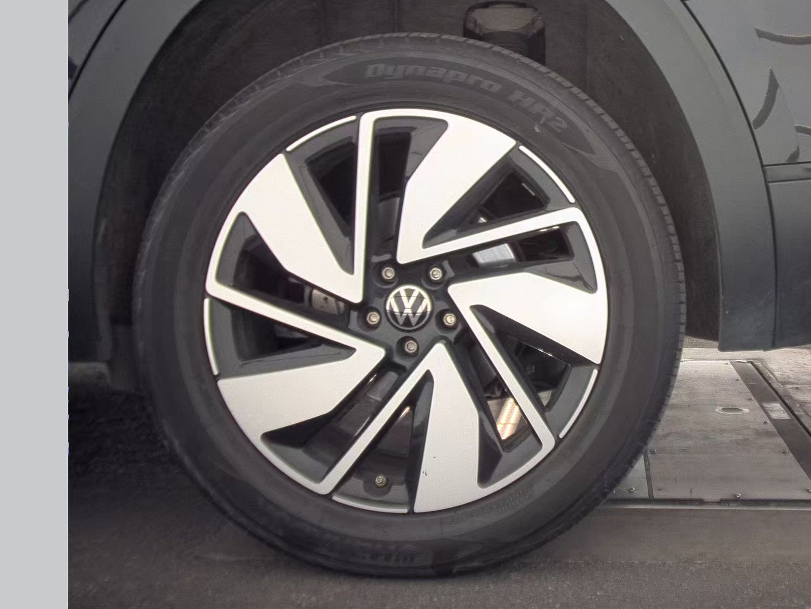 2024 Volkswagen Atlas 2.0T SE AWD