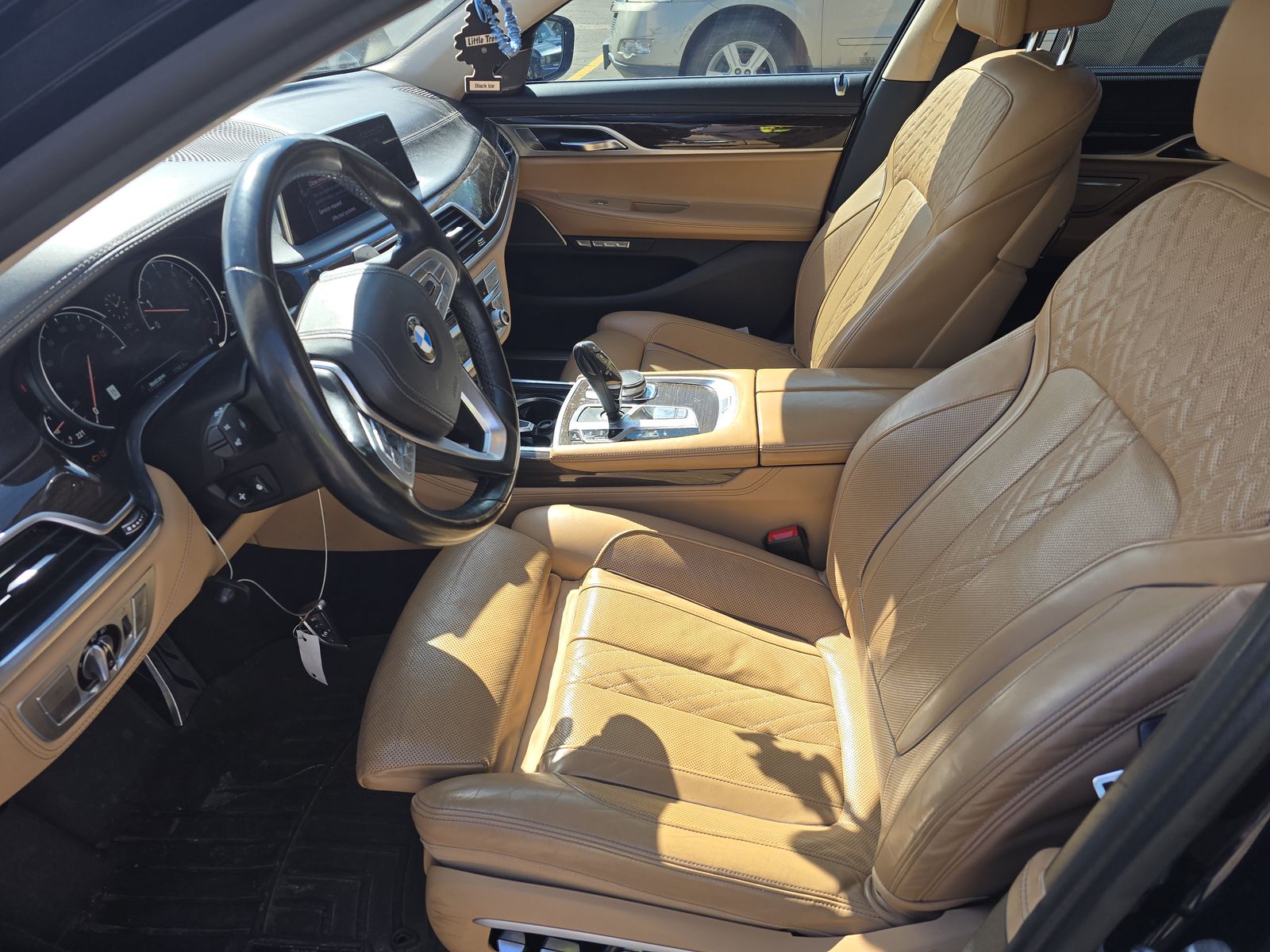 2016 BMW 7 Series 750i xDrive AWD