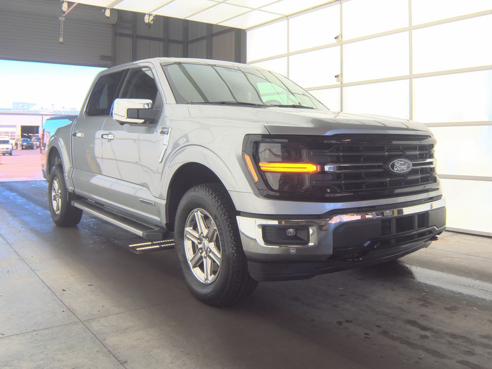 2024 Ford F-150 Hybrid XLT AWD
