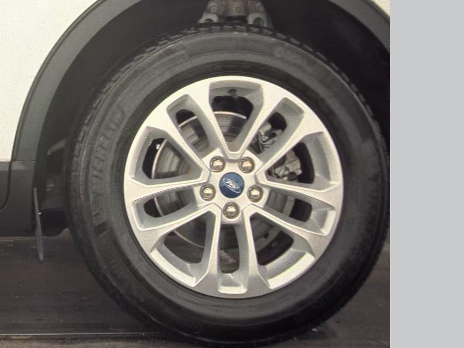 2022 Ford Escape SE FWD