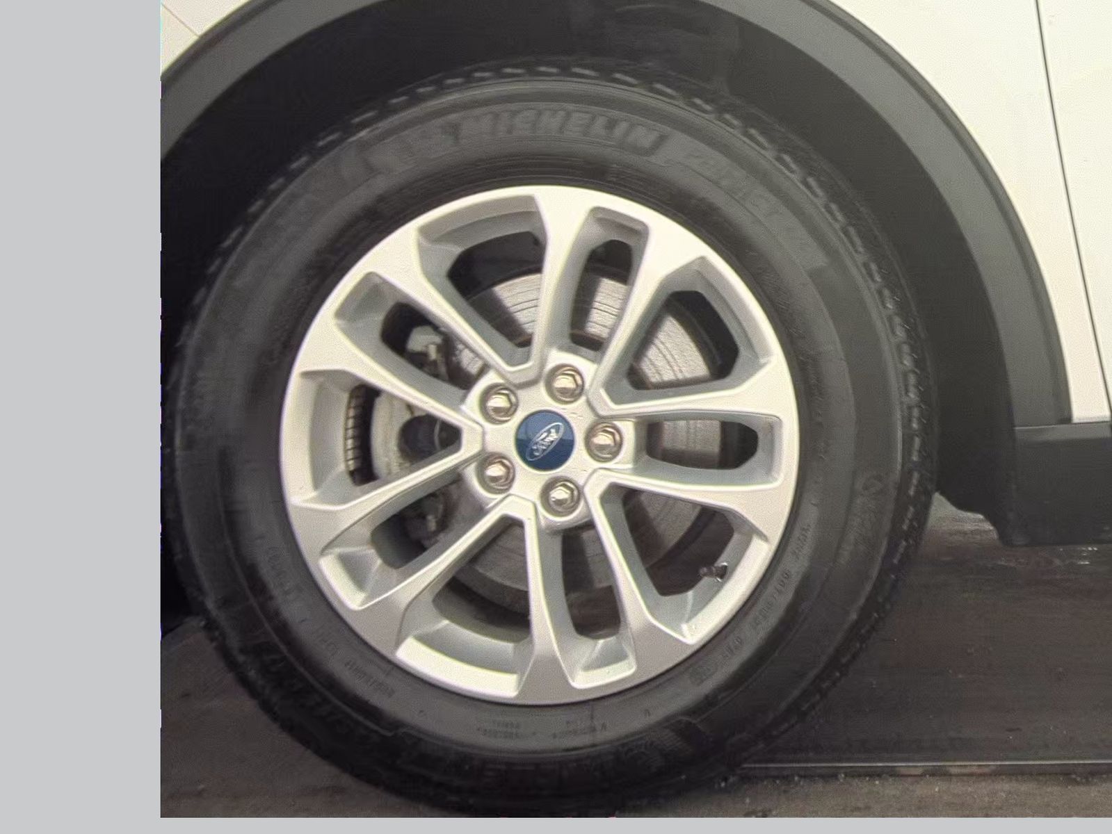 2022 Ford Escape SE FWD