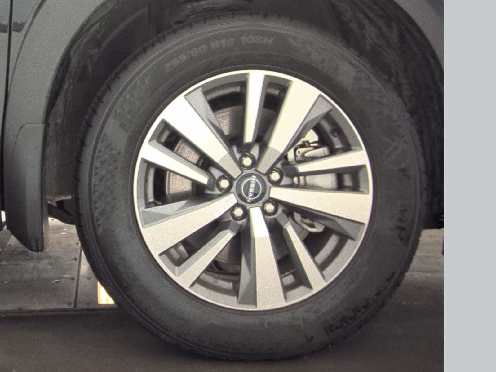 2025 Nissan Pathfinder SL AWD