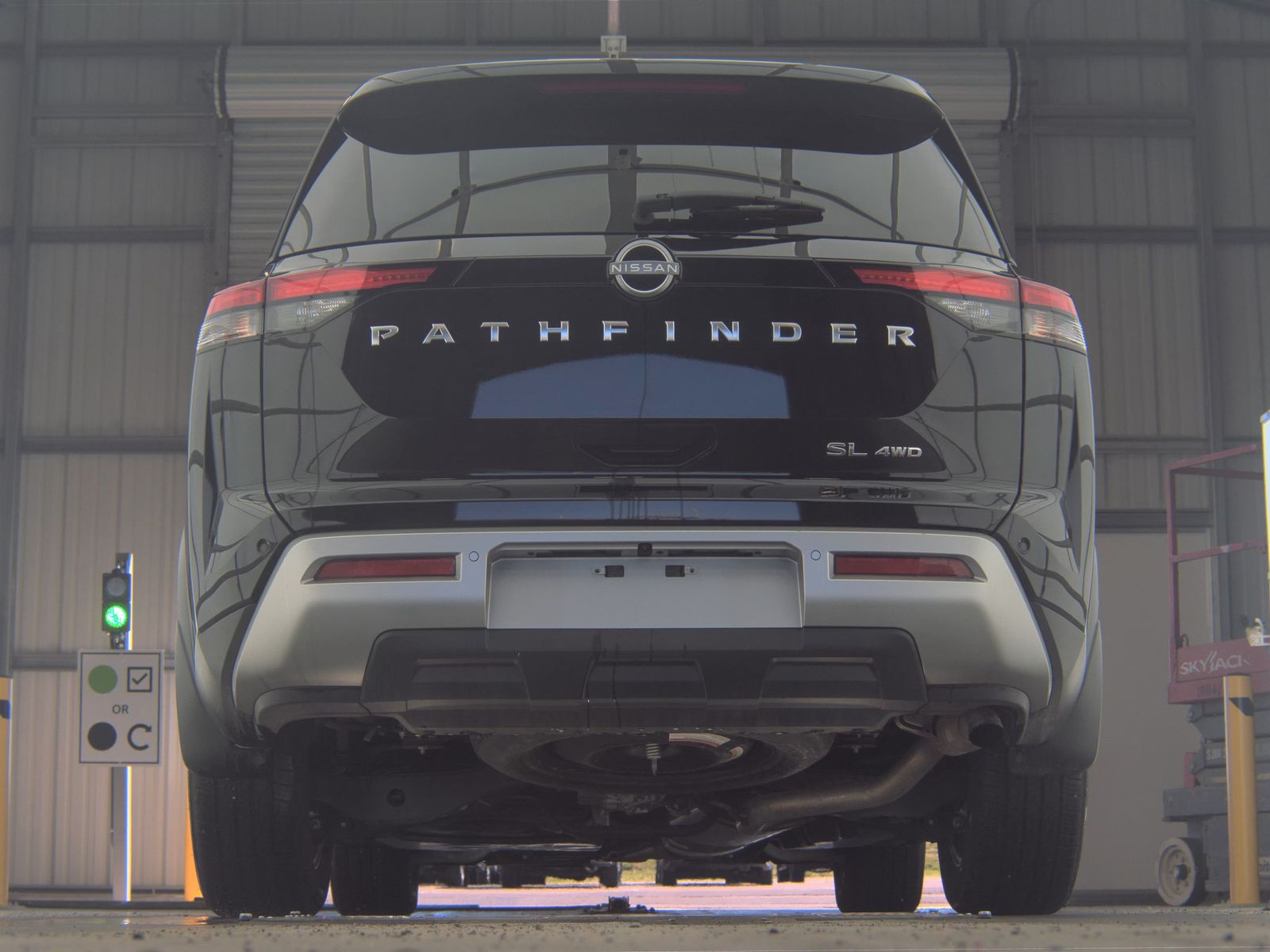 2025 Nissan Pathfinder SL AWD