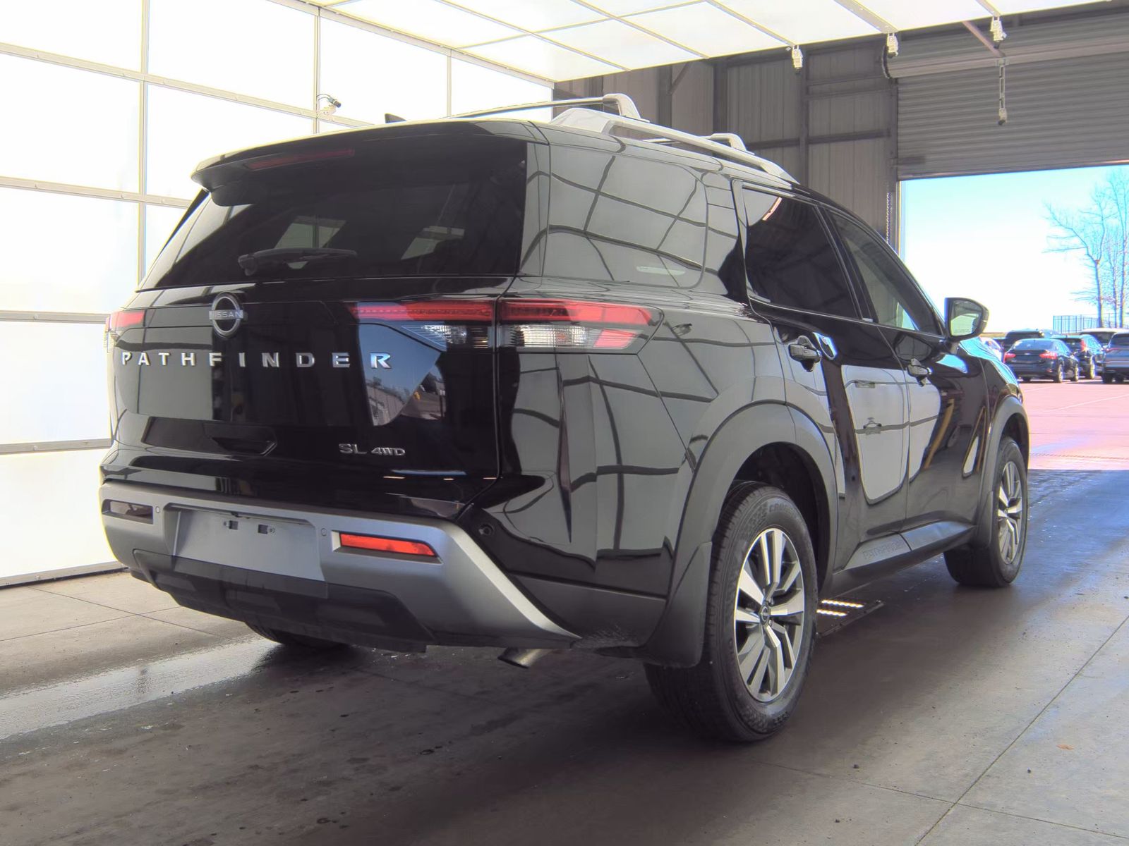 2025 Nissan Pathfinder SL AWD