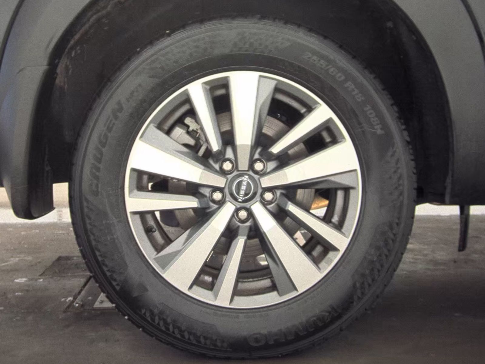 2025 Nissan Pathfinder SL AWD