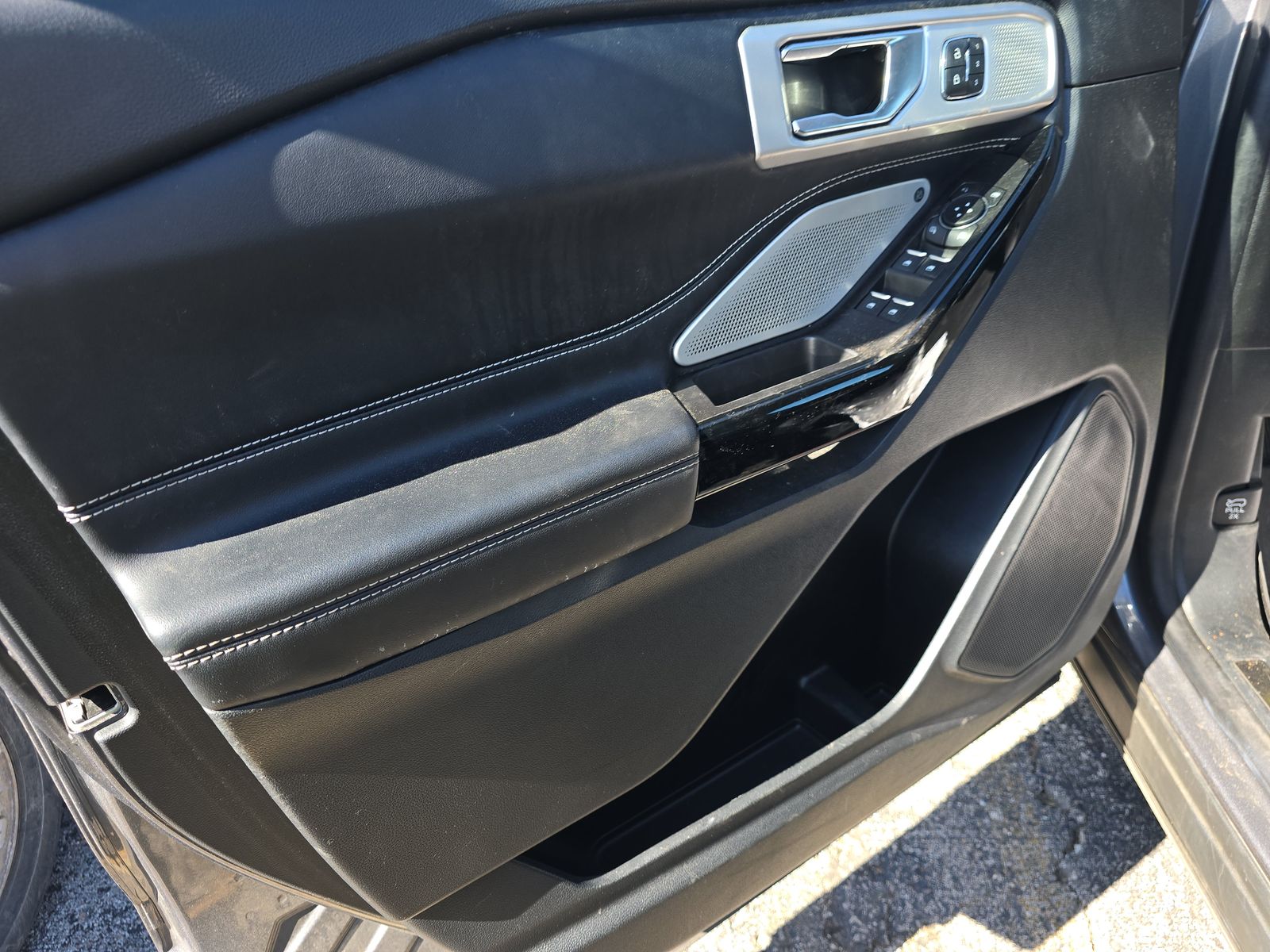 2022 Ford Explorer ST AWD