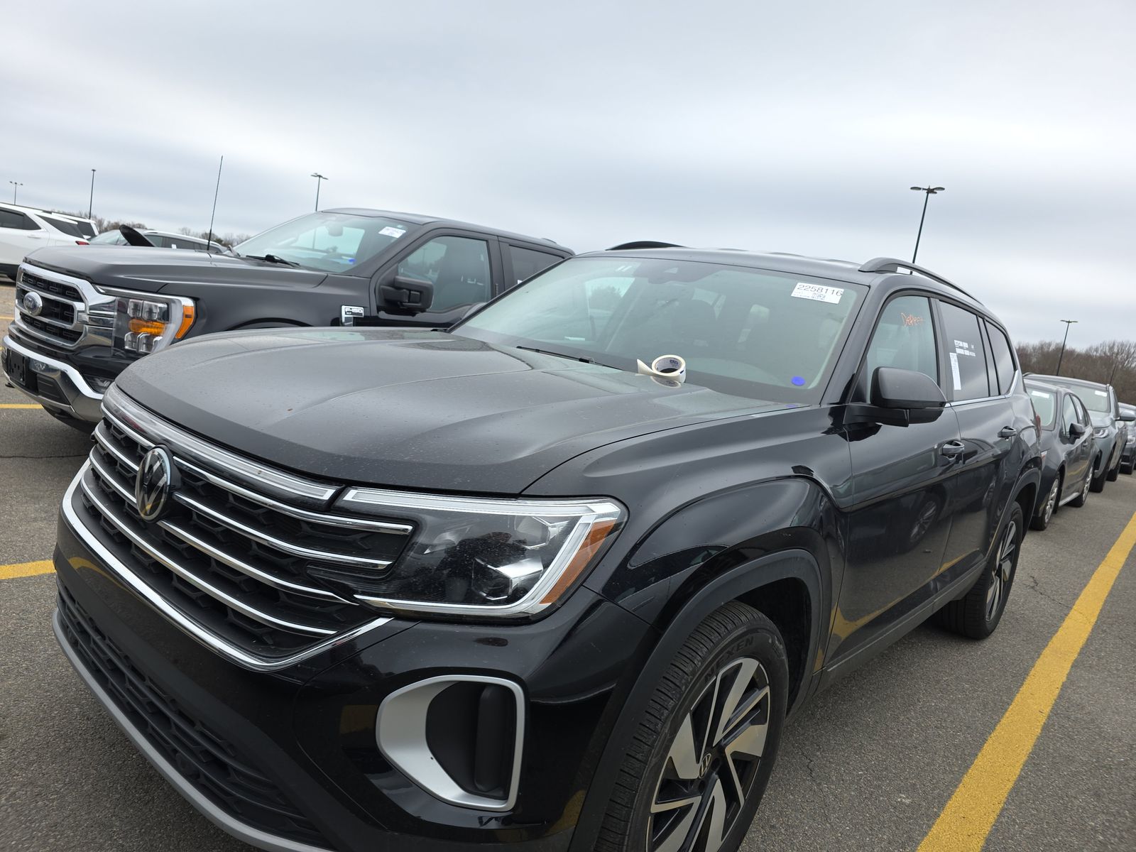 2025 Volkswagen Atlas 2.0T SE AWD