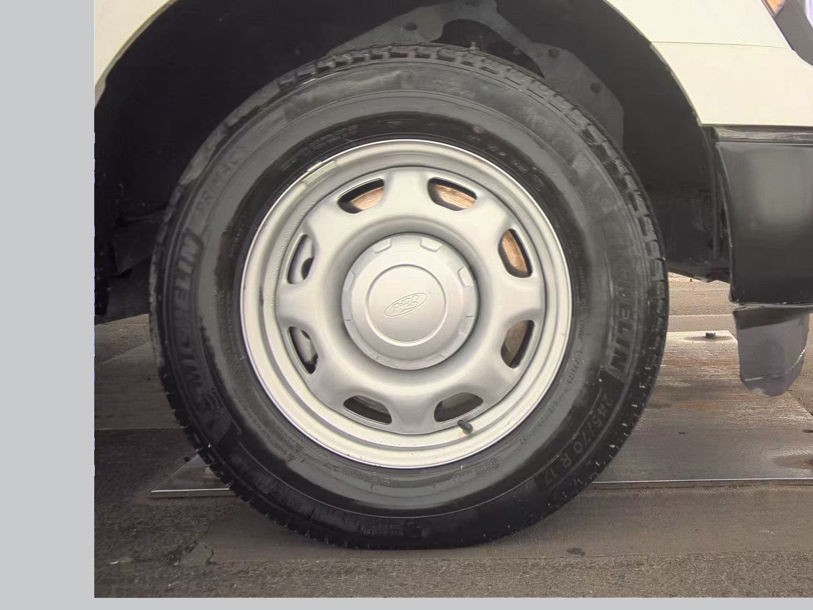 2024 Ford F-150 XL RWD