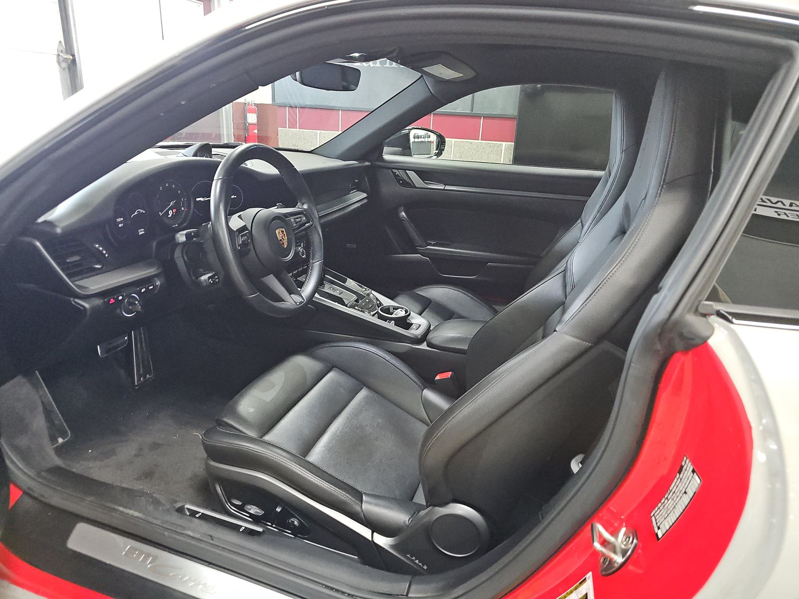 2020 Porsche 911 Carrera RWD