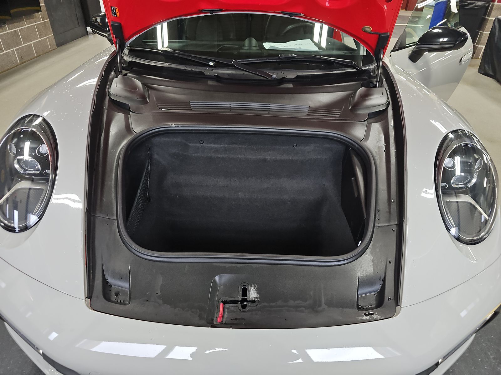 2020 Porsche 911 Carrera RWD