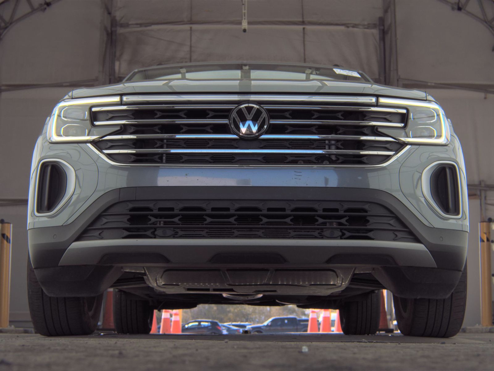 2025 Volkswagen Atlas 2.0T SE FWD