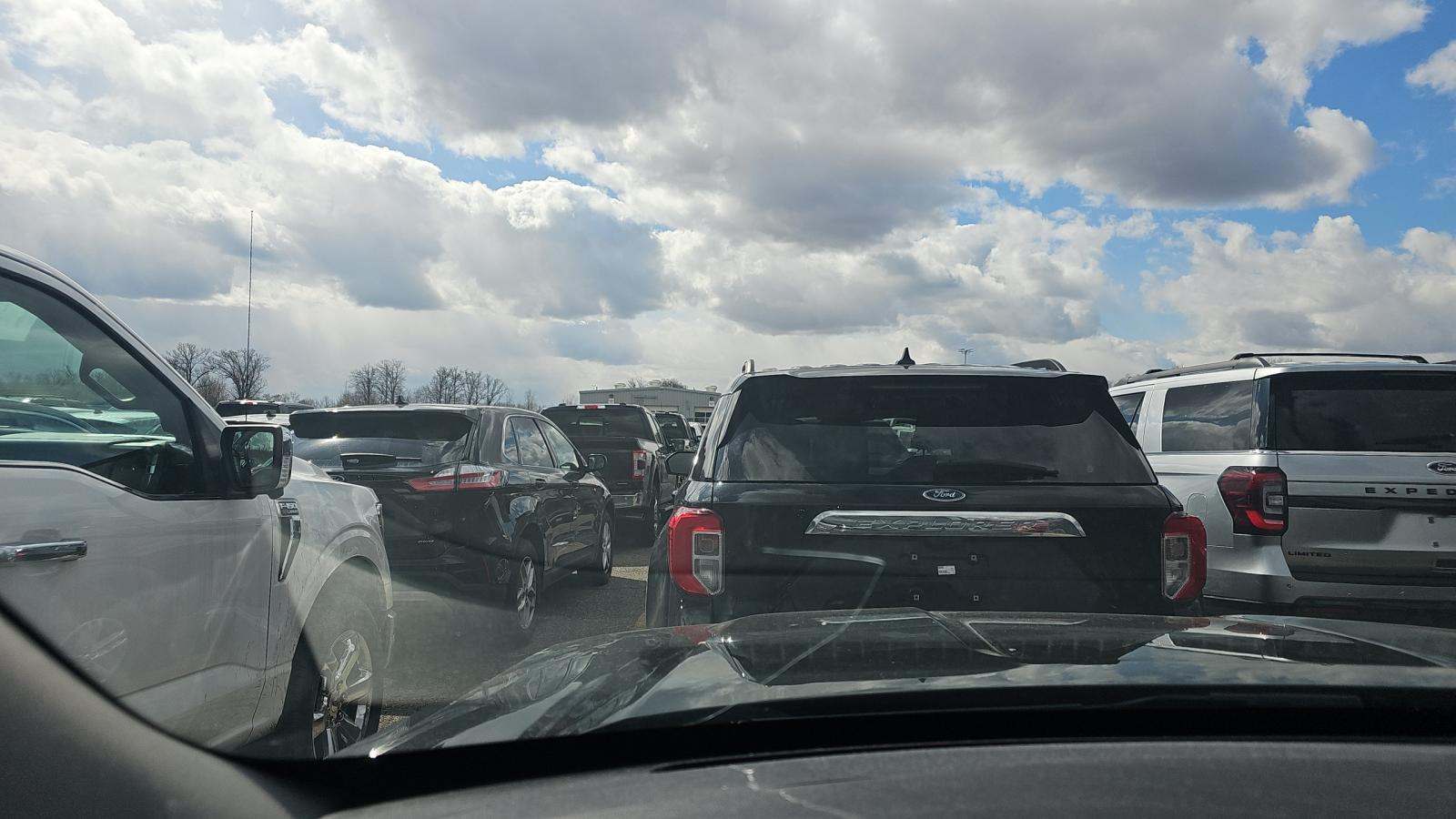 2023 Ford Explorer XLT AWD