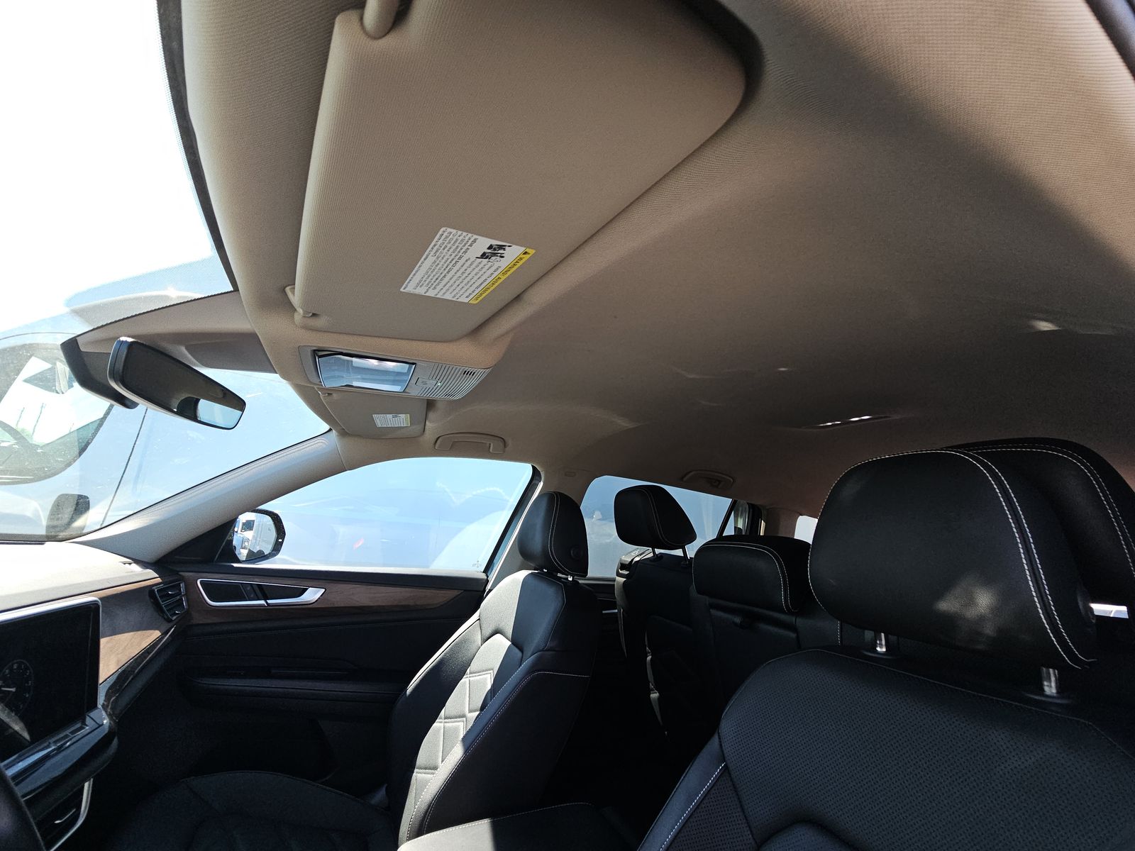 2025 Volkswagen Atlas 2.0T SE FWD