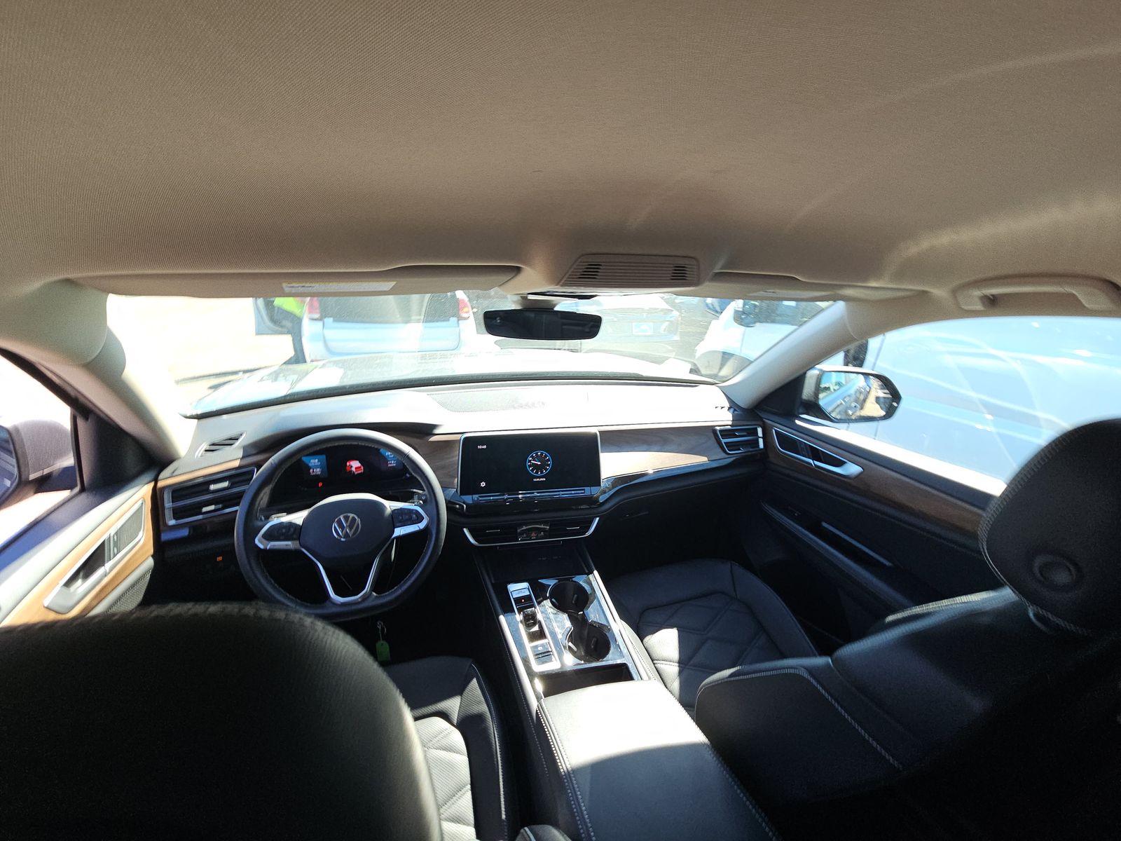 2025 Volkswagen Atlas 2.0T SE FWD