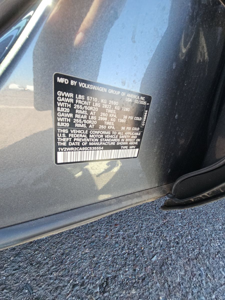 2025 Volkswagen Atlas 2.0T SE FWD